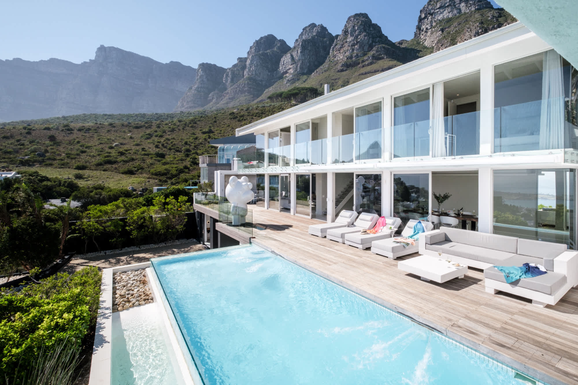 Similar Property Exceptionally Unique Magnum Villa w Sea Views