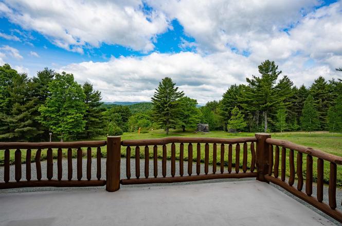 Hot Tub, Firepit, Mtn Views! | Spruce Moose Lodge