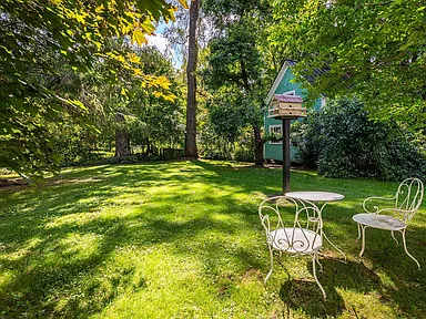 Walk to Mt. Peg Trail + Village, Enjoy Porch Views