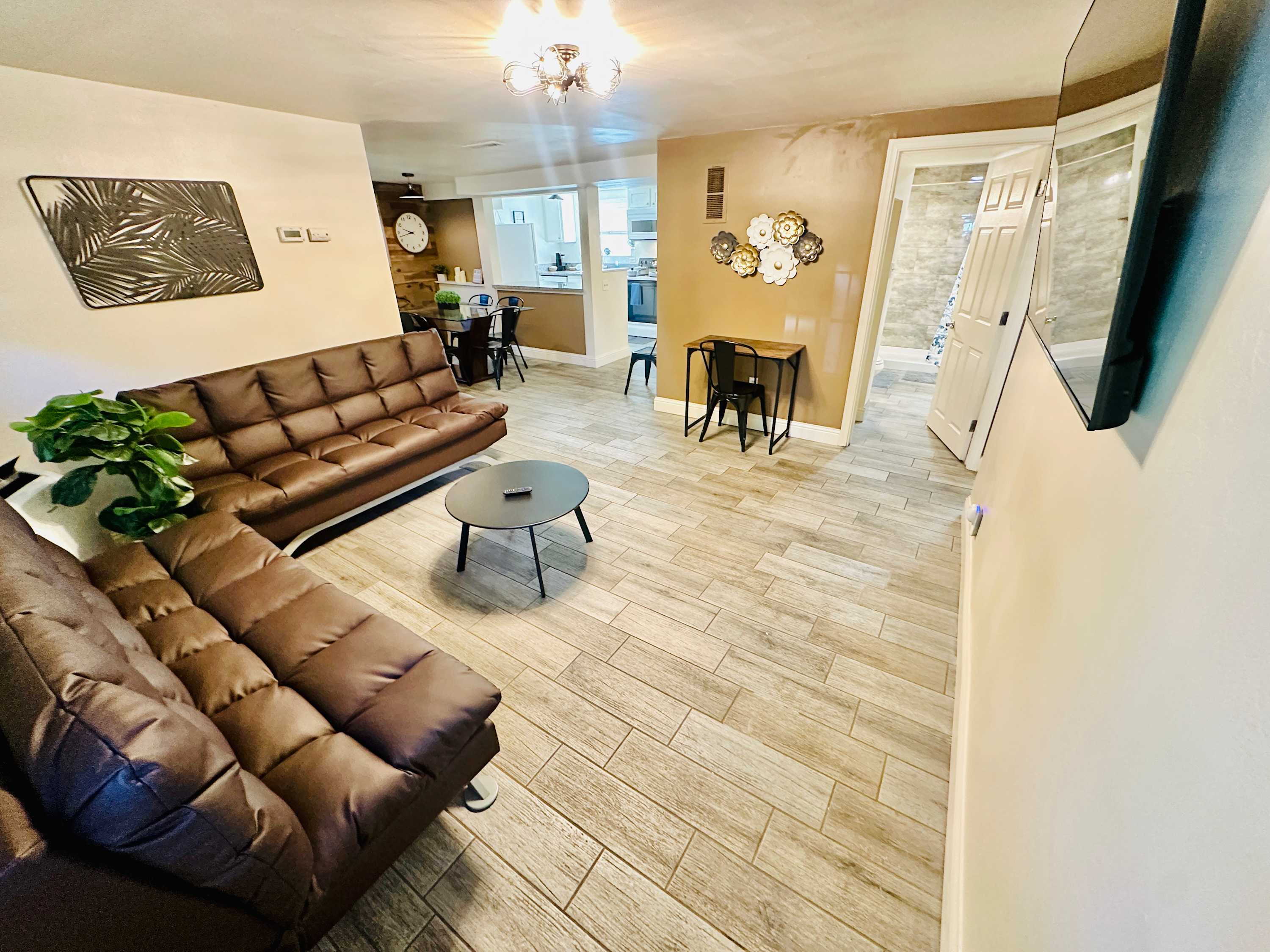 Calm Light Stay/3 Bedrooms/6 Beds