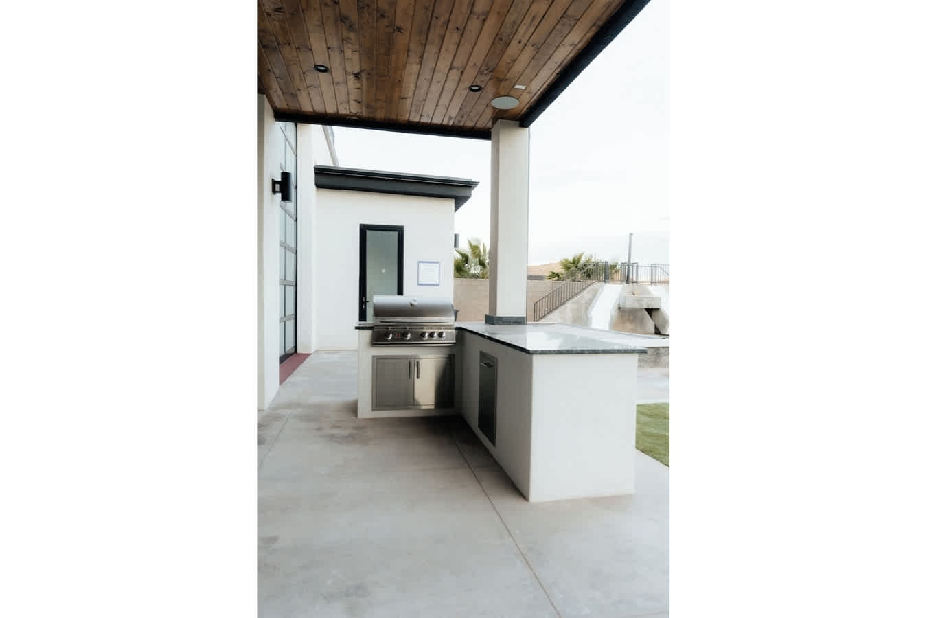 Frankie's Place in Pecan Valley Resort with Pool | Photo 10