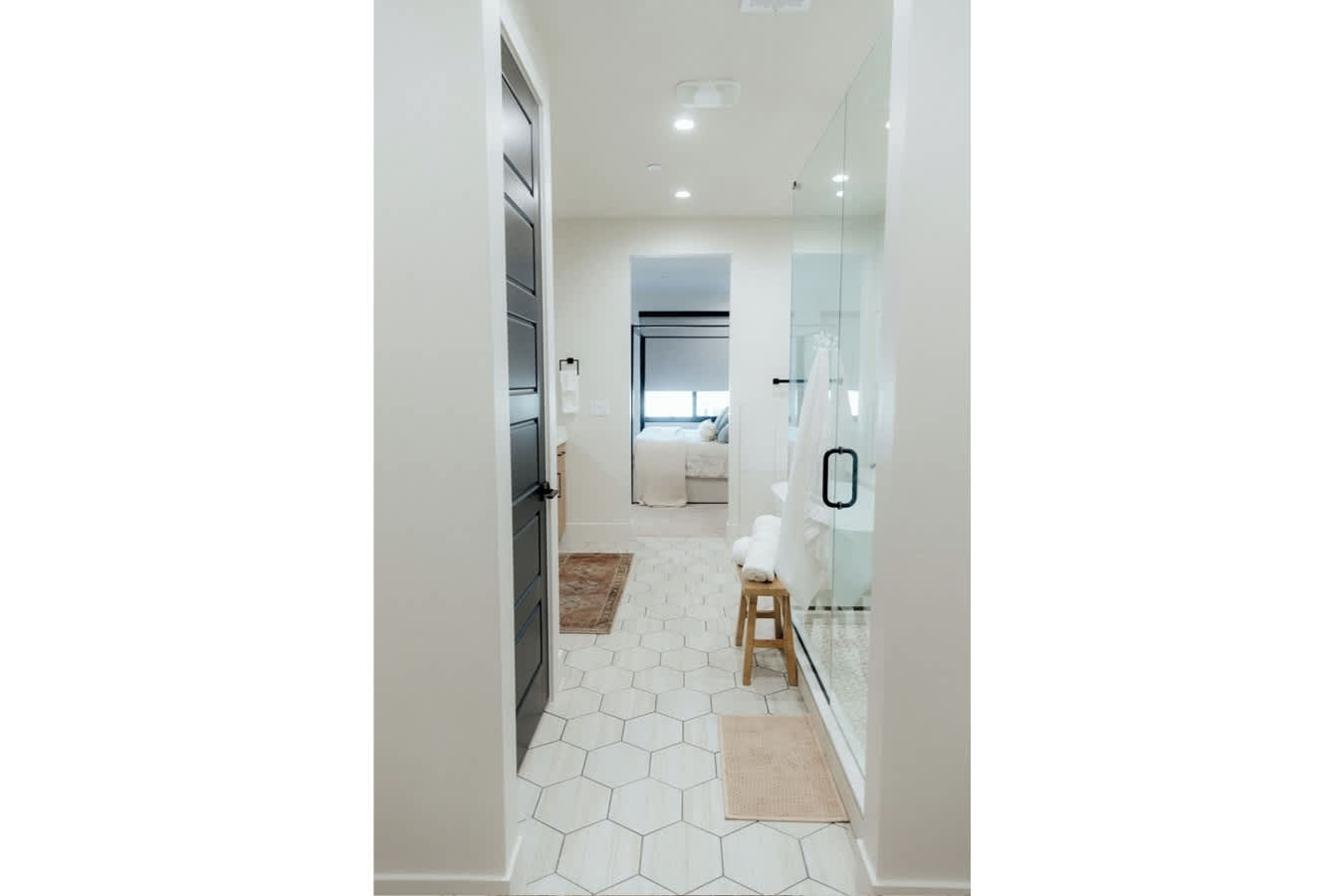 Frankie's Place in Pecan Valley Resort with Pool | Photo 65