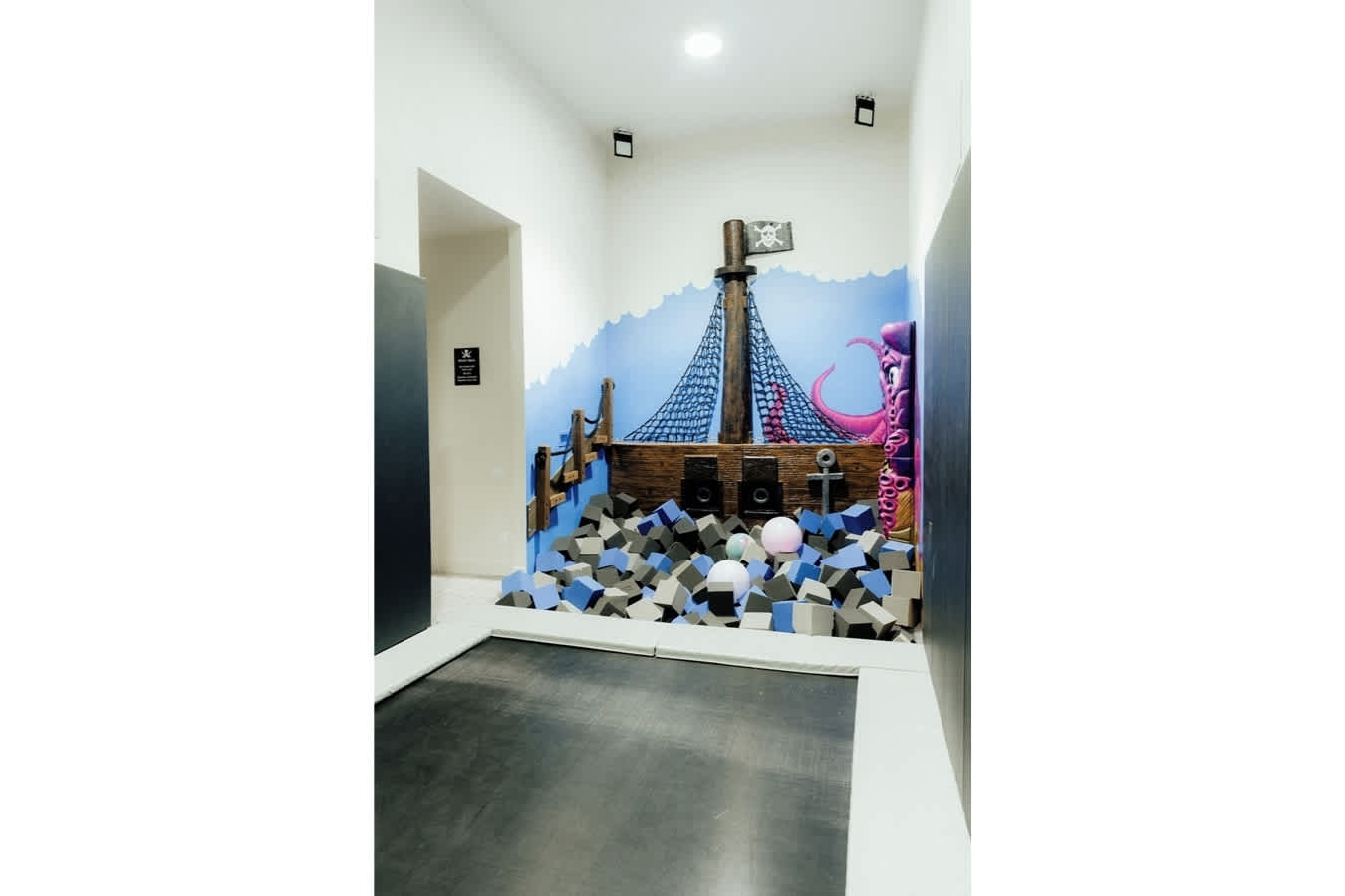 Frankie's Place in Pecan Valley Resort with Pool | Photo 72