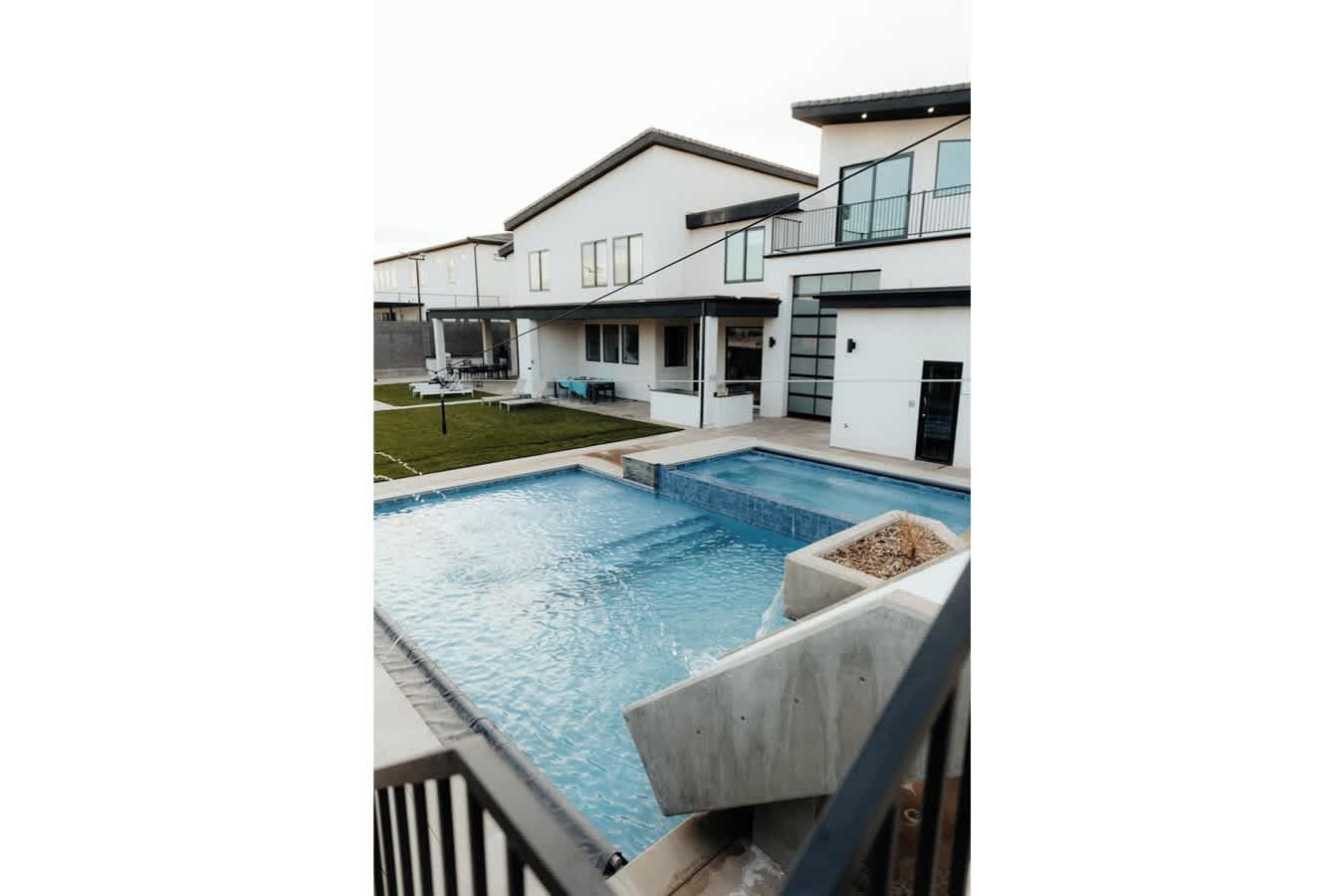 Frankie's Place in Pecan Valley Resort with Pool | Photo 119