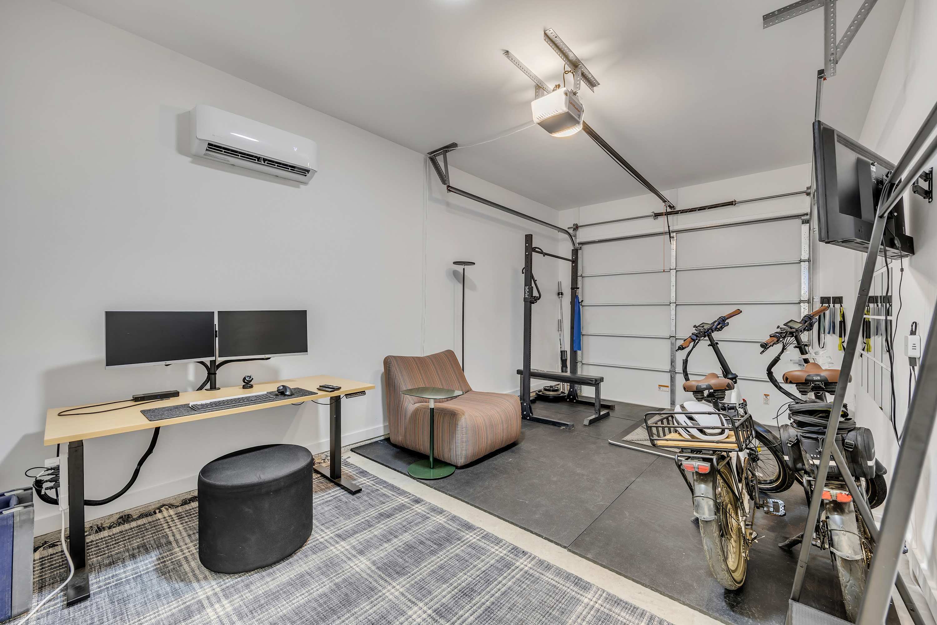 Bright Modern, Boggy Creek | Eastside Urban Dream