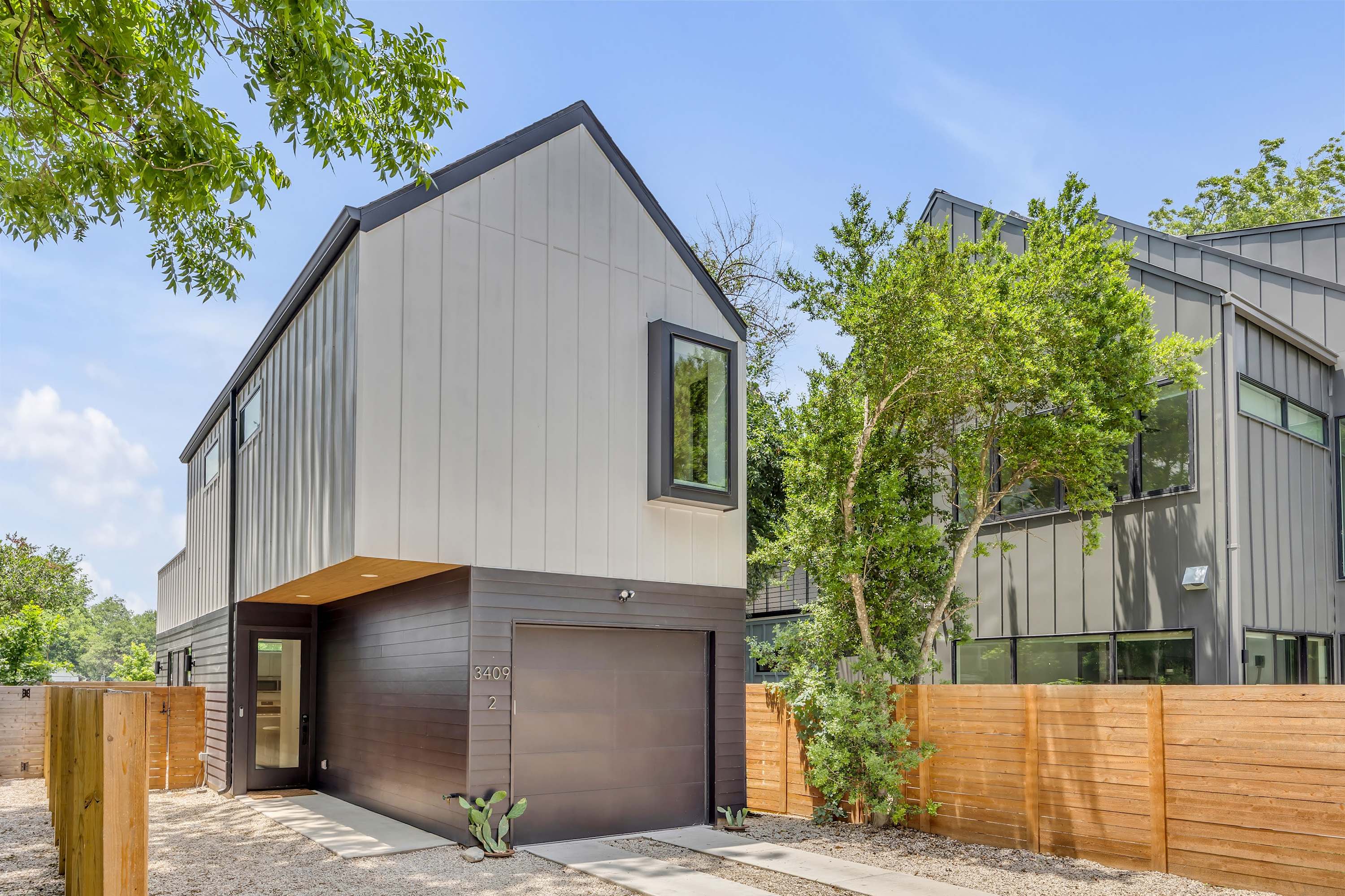 Bright Modern, Boggy Creek | Eastside Urban Dream