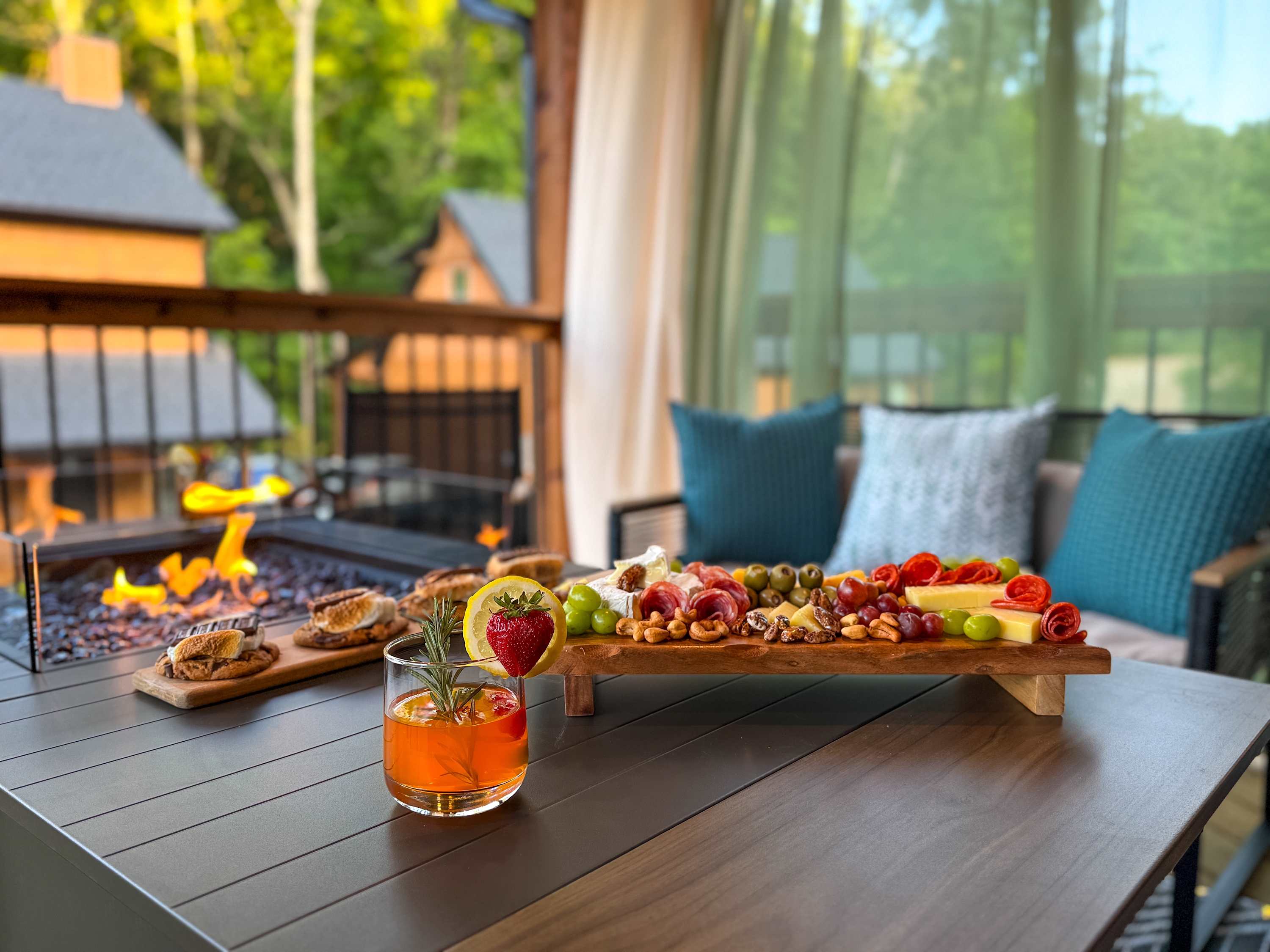 Settle in by the firepit with your favorite snacks and cocktails, where the glow of the flames sets the mood and s’mores are always on the menu.