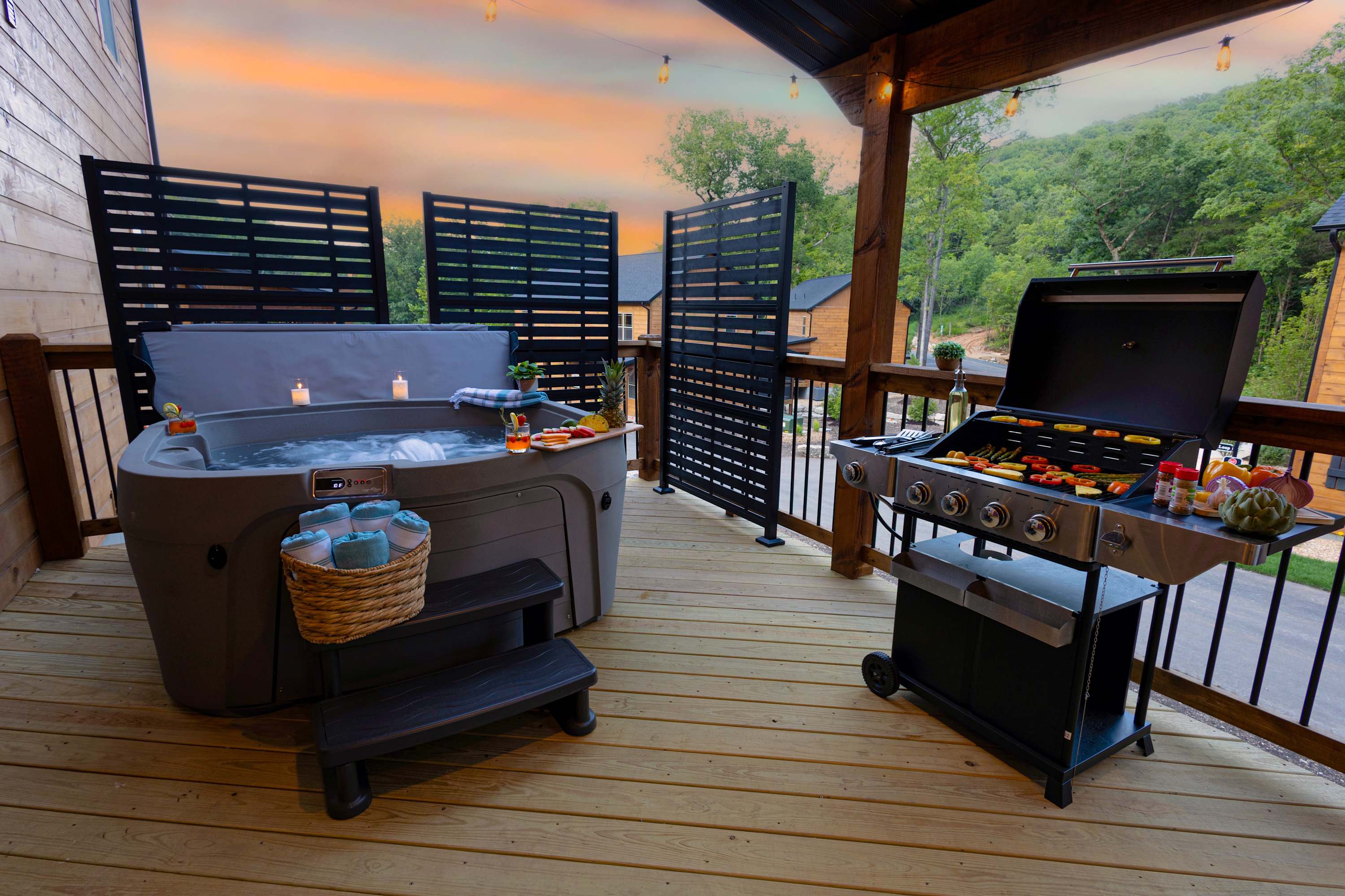 End your day on the back patio, where the sky puts on a show and the sunset paints the perfect backdrop for evening conversations, quiet reflections, or just soaking in the beauty of Adventure’s Edge.