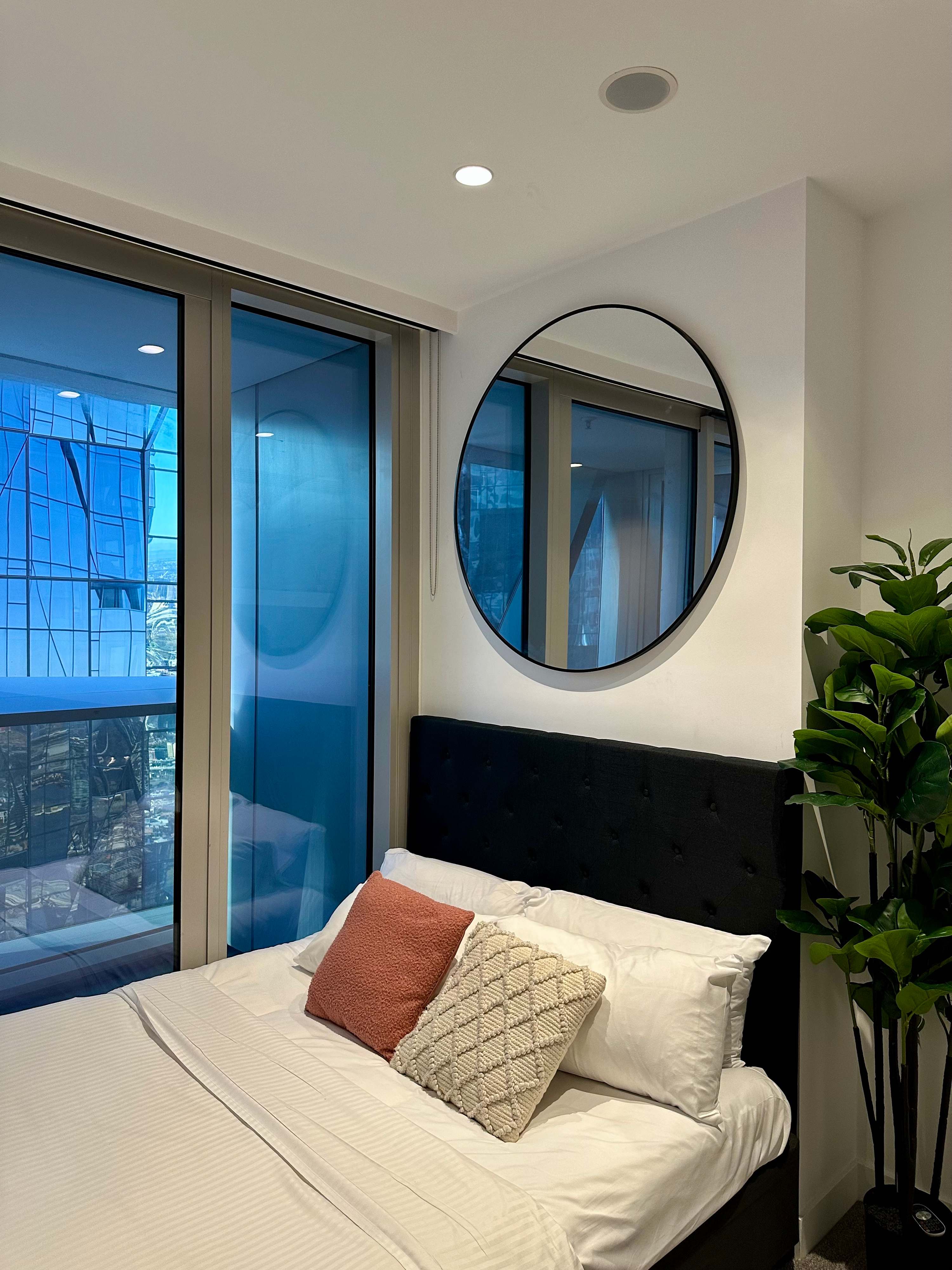 A Comfy Apt Next to Southern Cross — Melbourne, Victoria — vacation rental