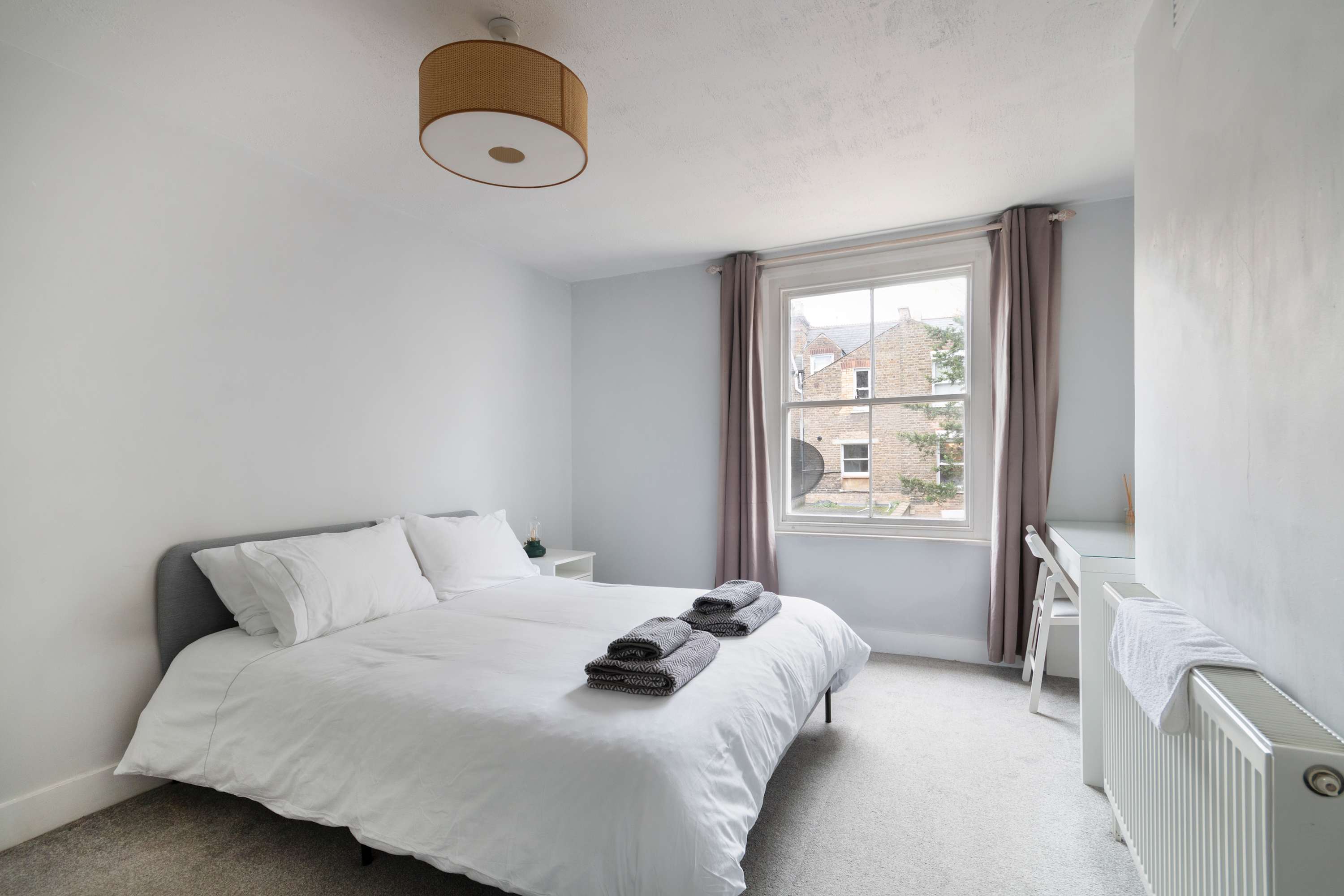 Clapham Junction 1-Bed Apartment: Ideal for Business Trip