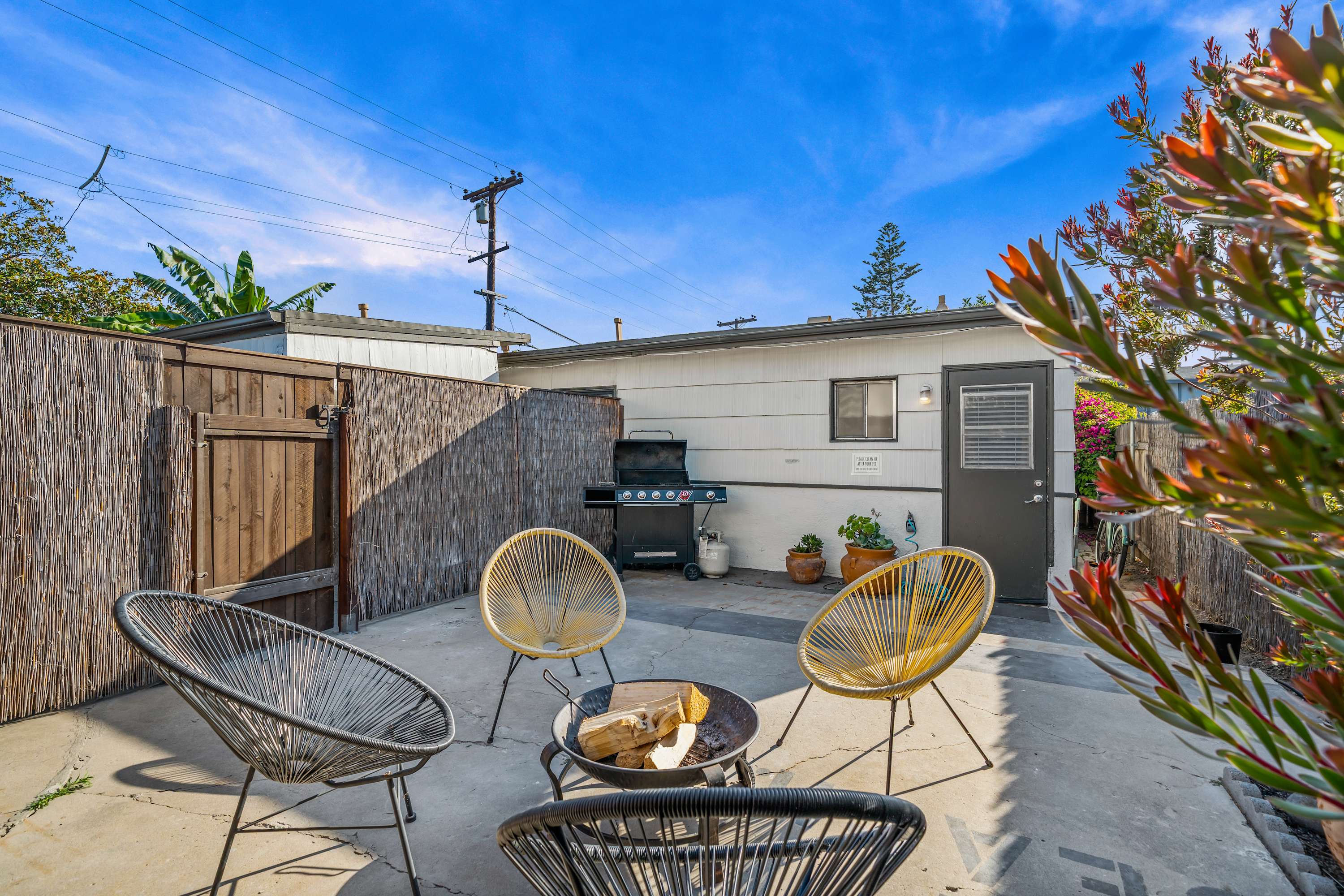 SD Getaway - Boho Studio, Spacious Yard w/ BBQ - Foto 29