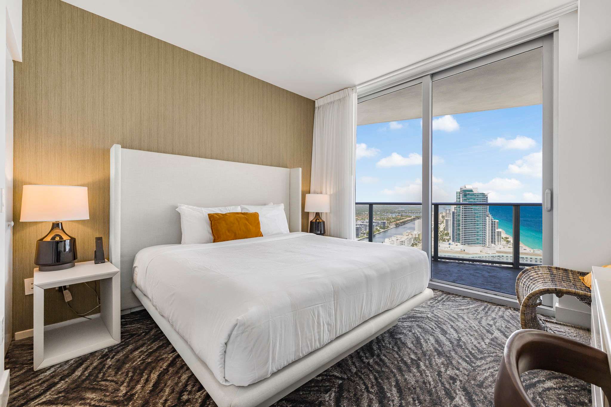 Resort 2BR | Sea Views | World Cup Stadium nearby