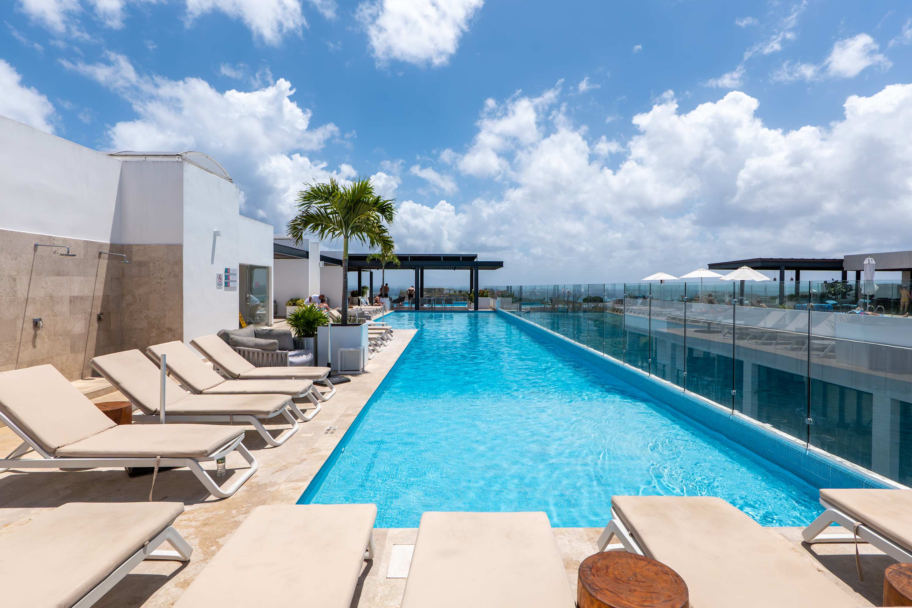 Stylish Condo, Rooftop Pool, Jacuzzi, Prime Playa — Playa del Carmen, Quintana Roo — vacation rental