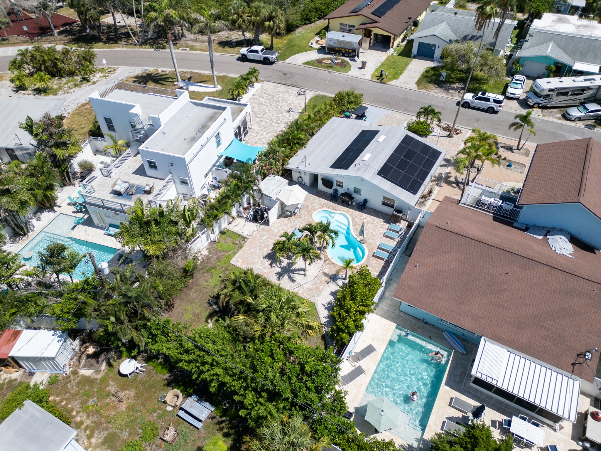 Coastal Chic Cottage 2 Blocks to Beach | Heated Pool