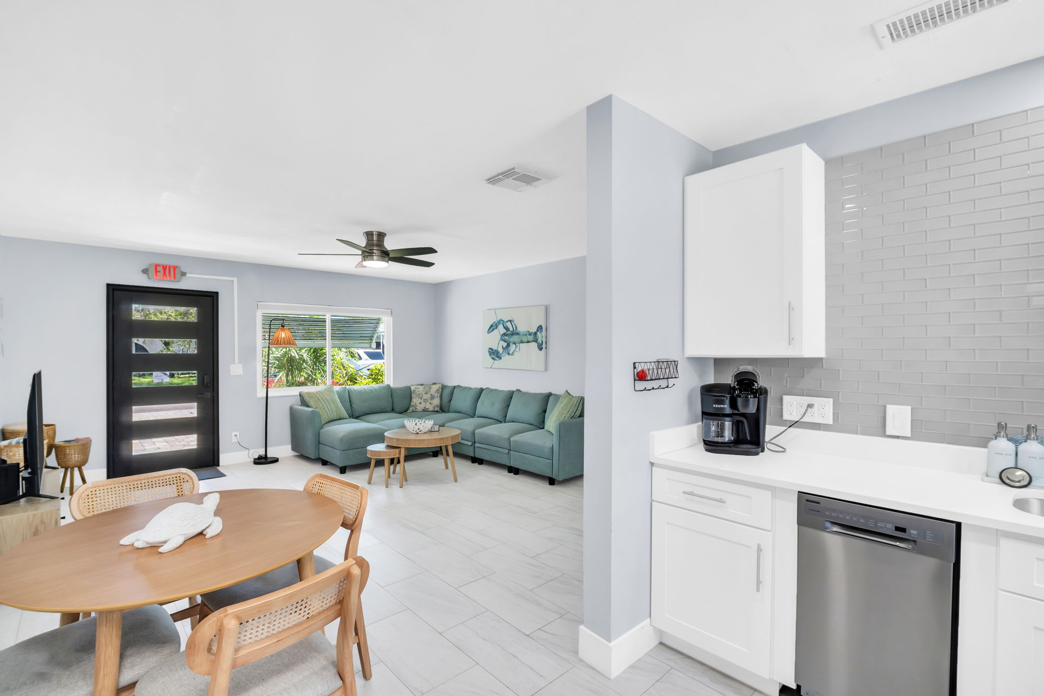 Coastal Chic Cottage 2 Blocks to Beach | Heated Pool