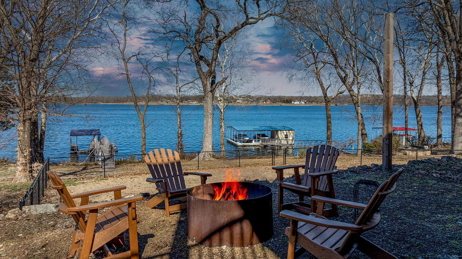 Gilead Grand Lakefront Family Retreat!