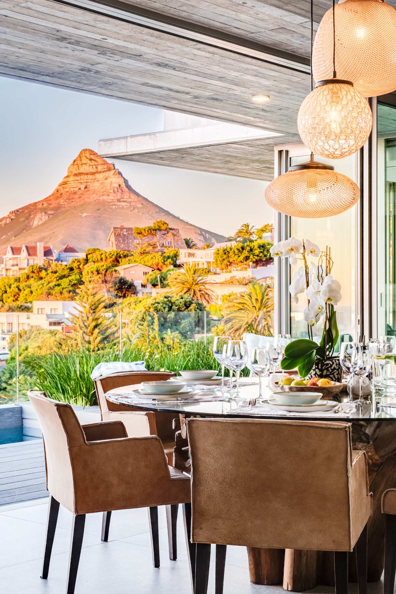 Exquisite Luxe 3bed Apt in Camps Bay Sea Love 6