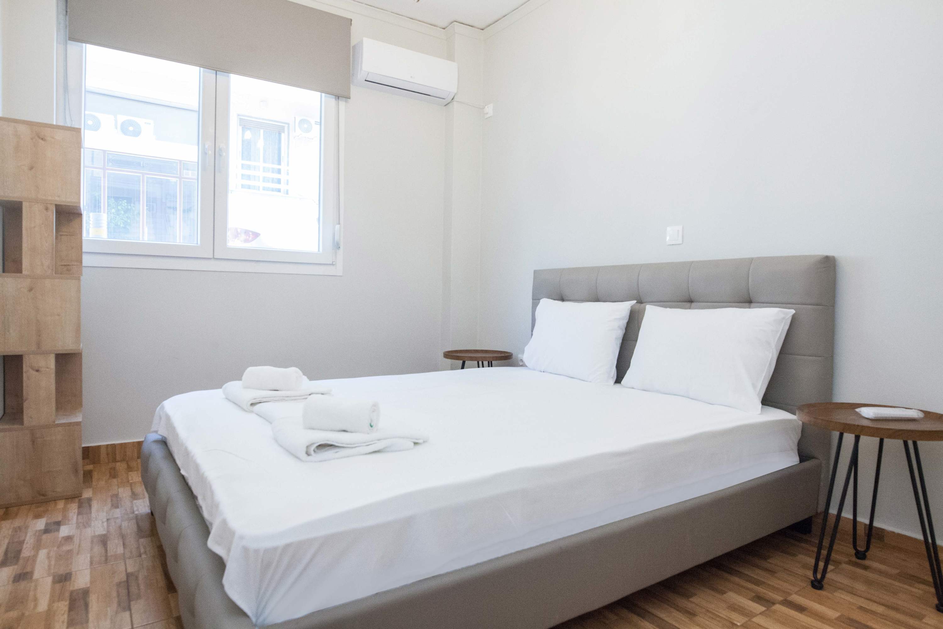 Modern Stylish 2 Bd Apt in the Heart of Acropolis — holiday rental in Athens