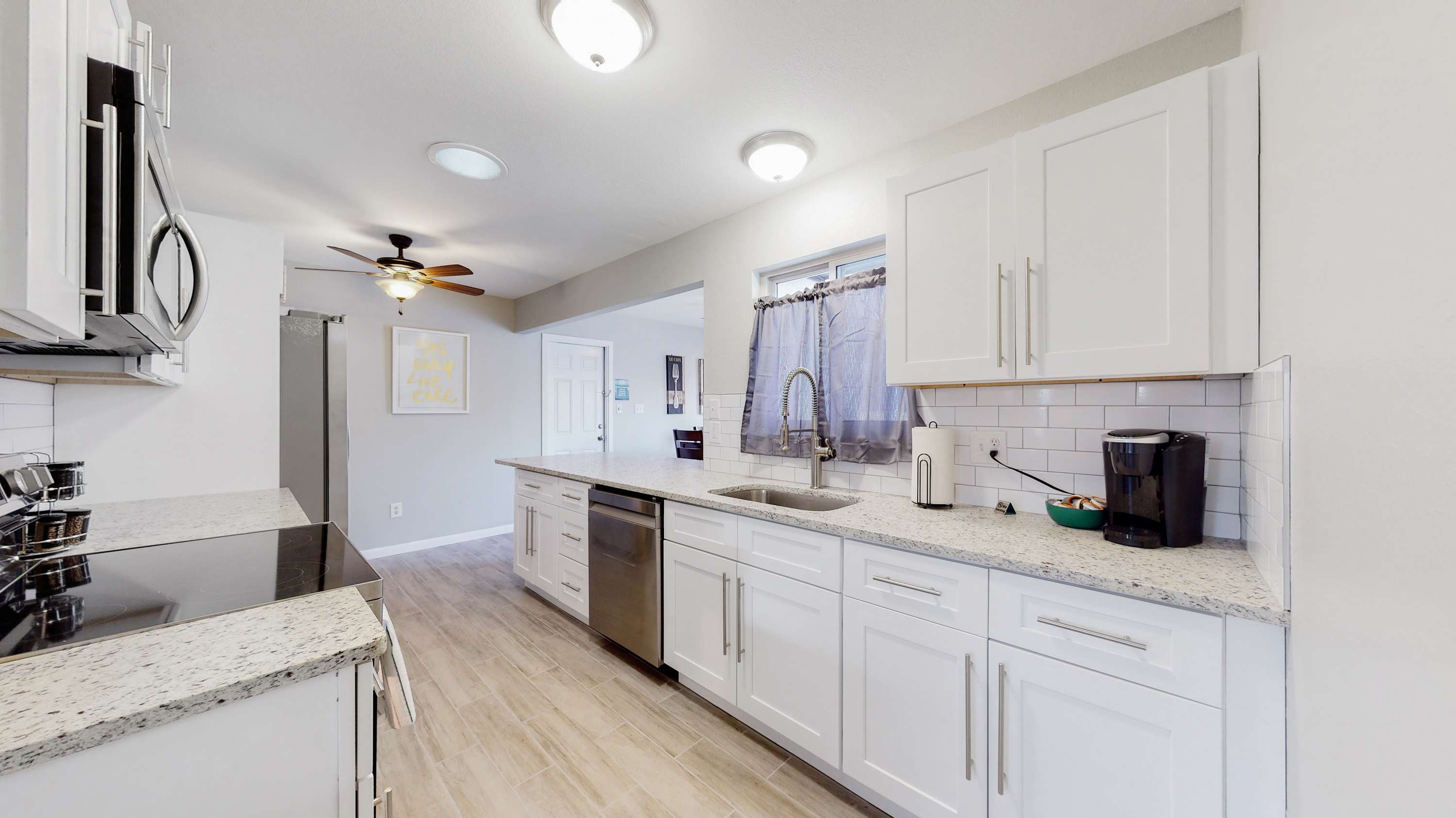 Spacious Family Home in Denver with large yard 2