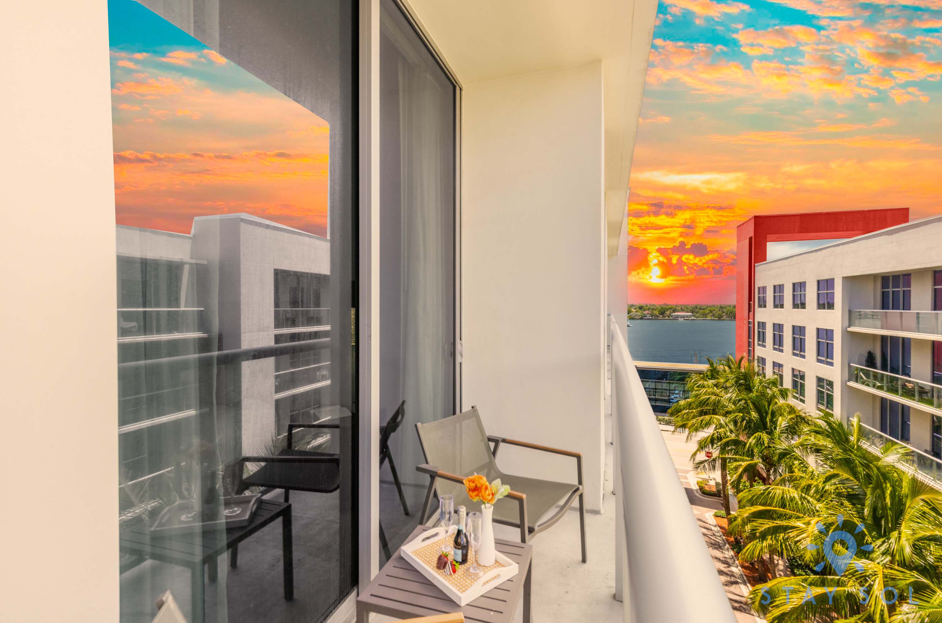 Best Stay| Hot tub| Rooftop Pool|Beach Broad–walk — Hollywood, FL — vacation rental