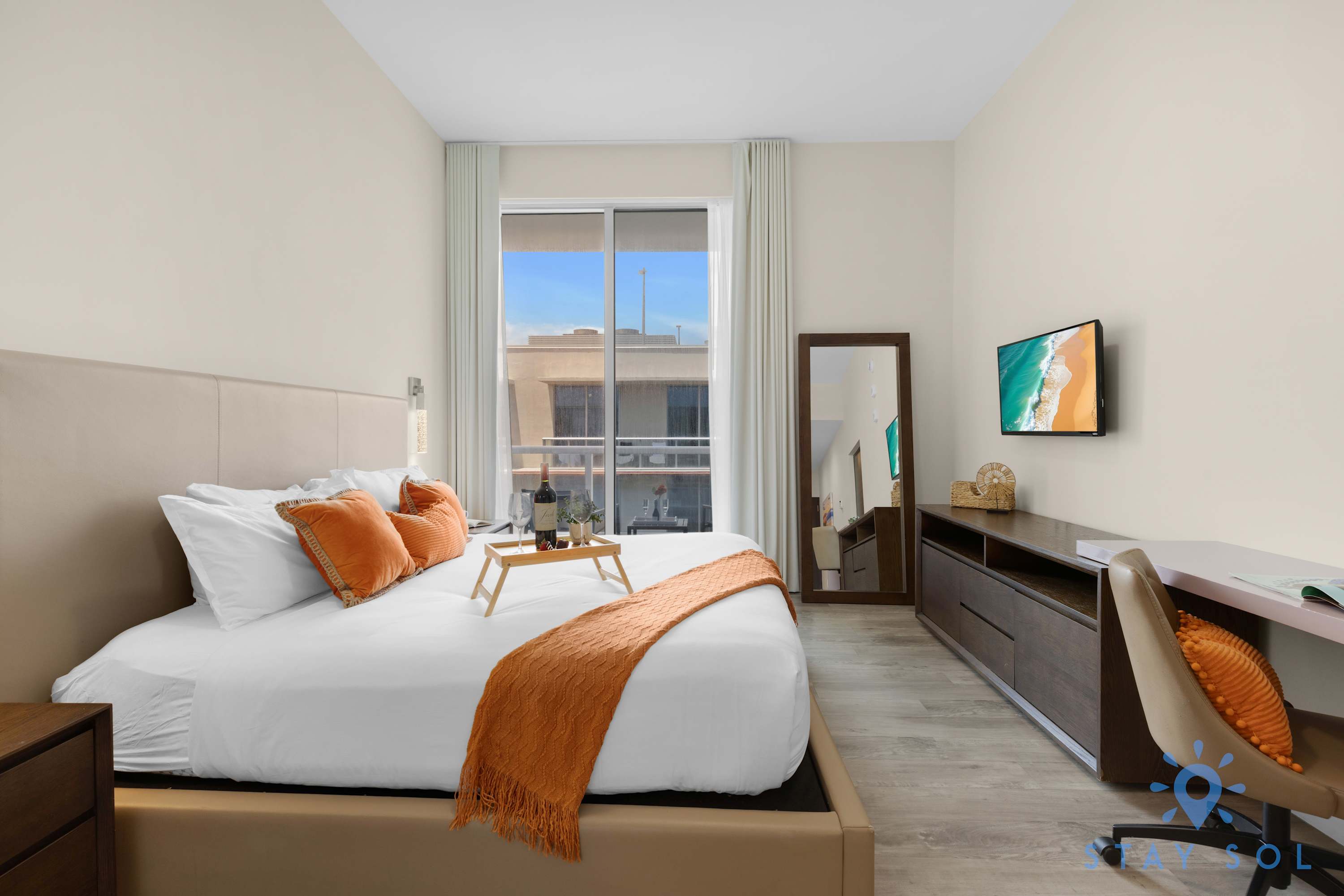 Hot tub & Unique Rooftop|Hollywood Broad–walk