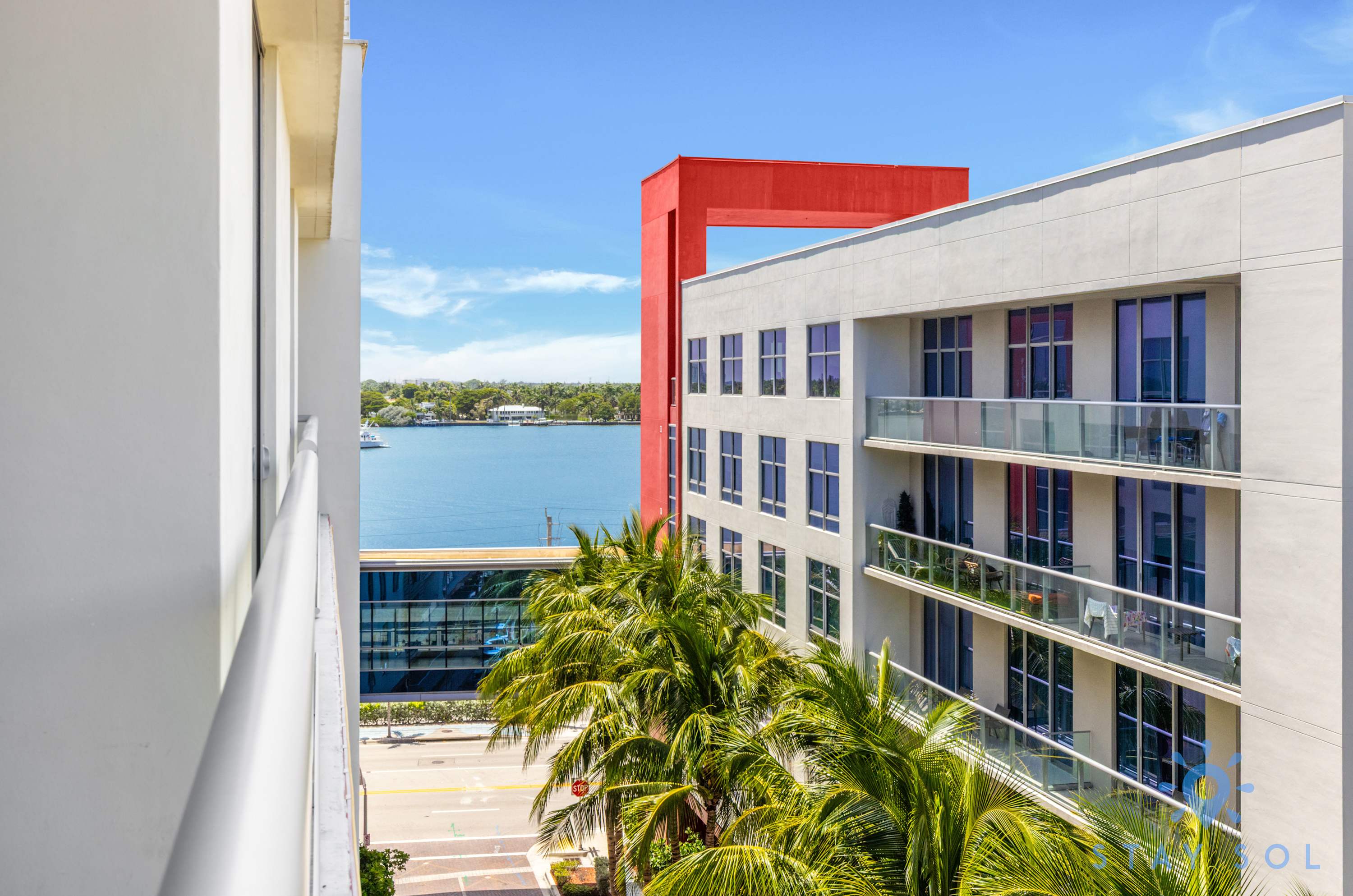 Rooftop Pool| Hot Tub| Hollywood Beach
