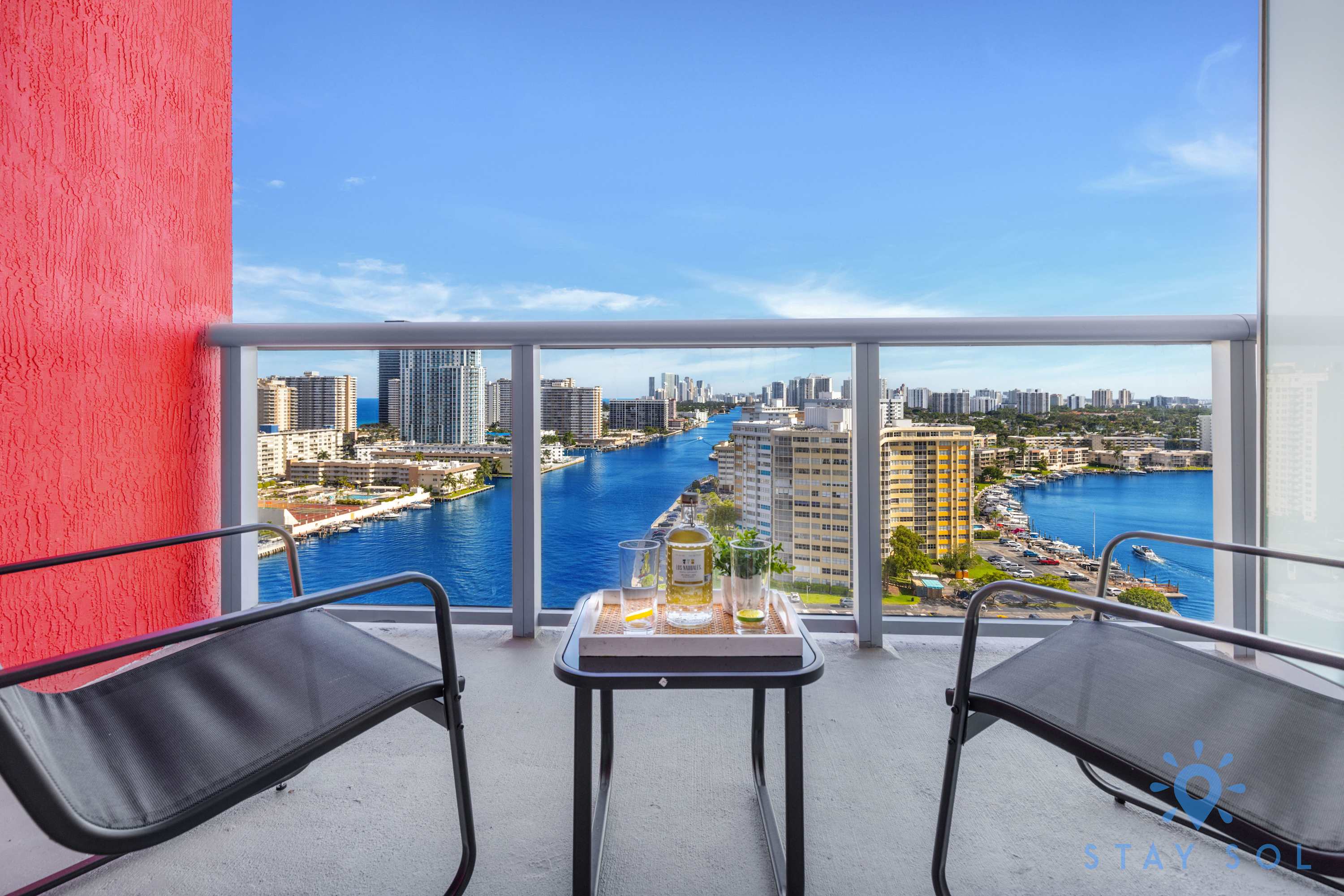 Amazing -2BR Apt/ Private Balcony, Gym & Pool