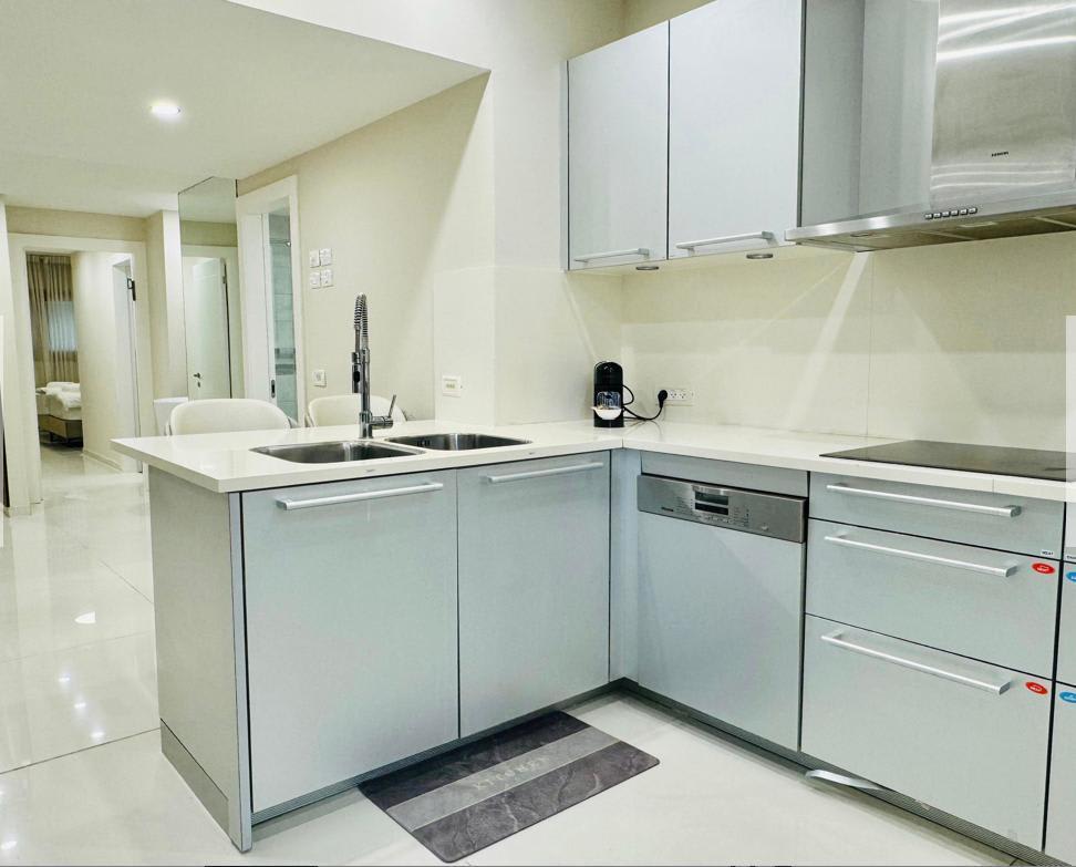 King David Residence/Luxury 3 BR massive balcony photo 7
