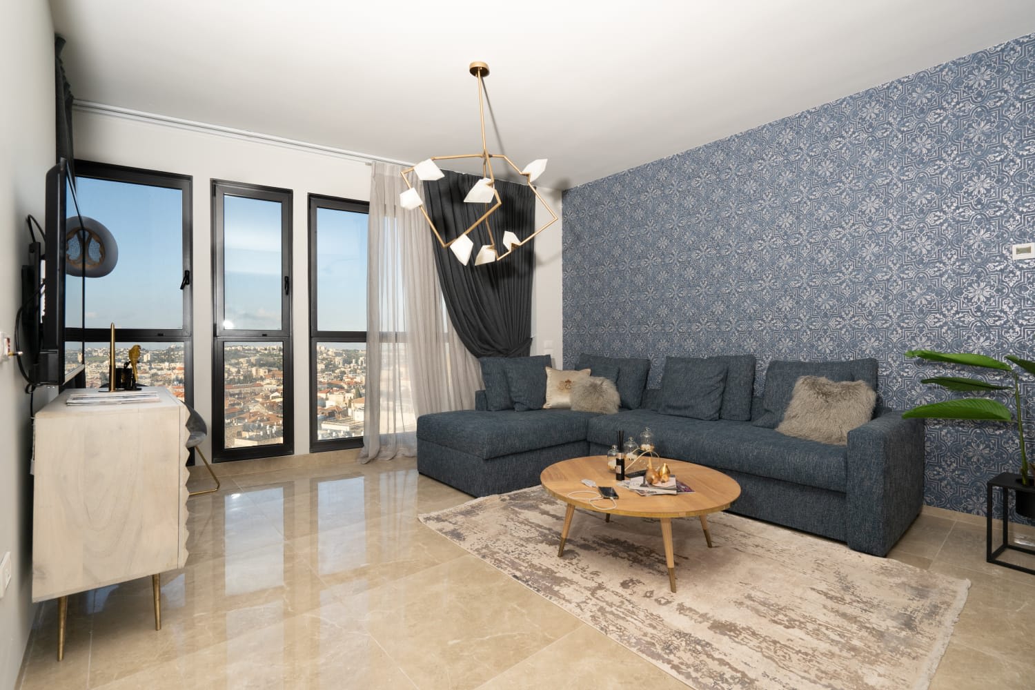 JTower Awesome 4 bedroom Breathtaking Views! – vacation rental in City Center