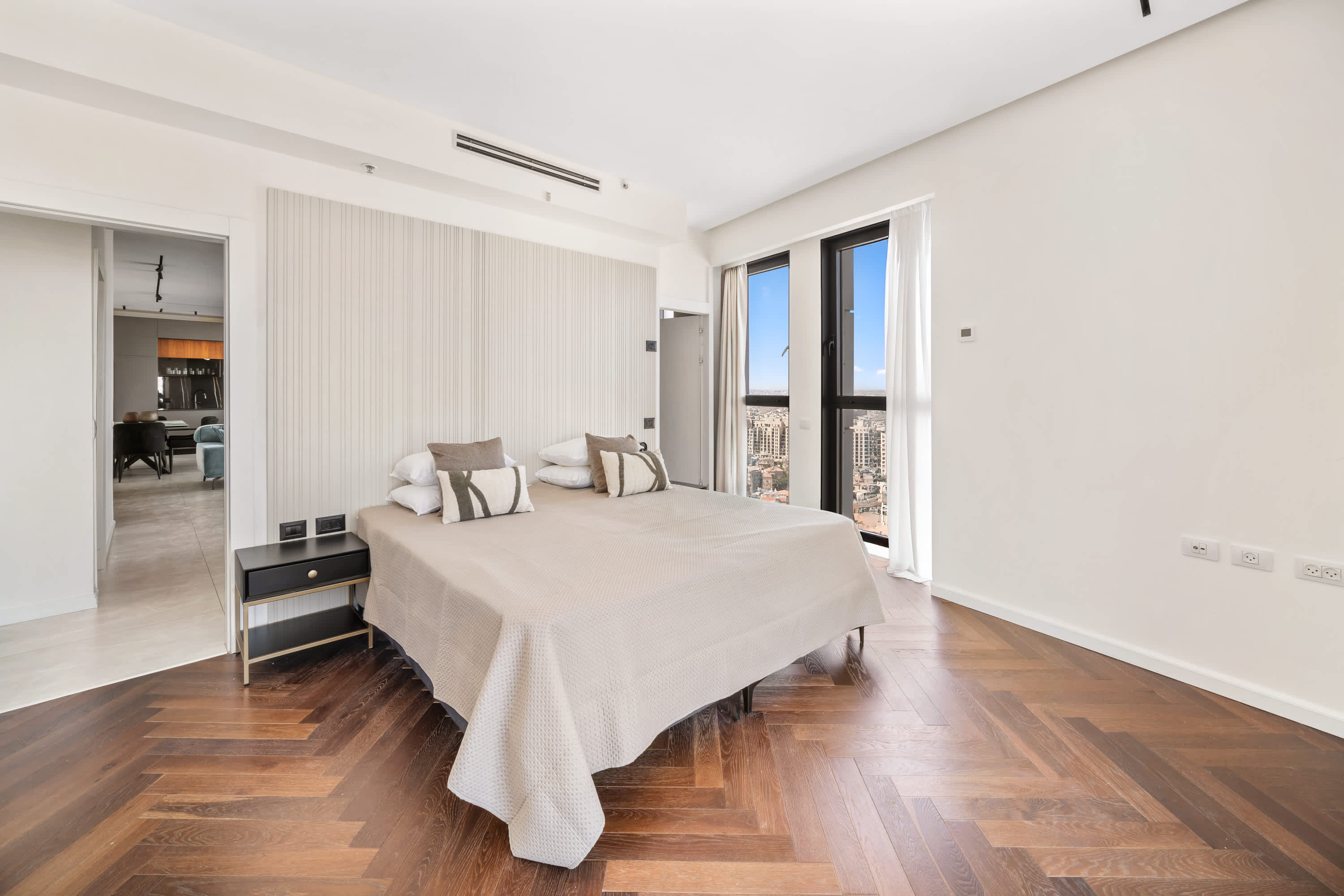 JTower - Presidential 3BR Parking with amazing view, city center photo 21