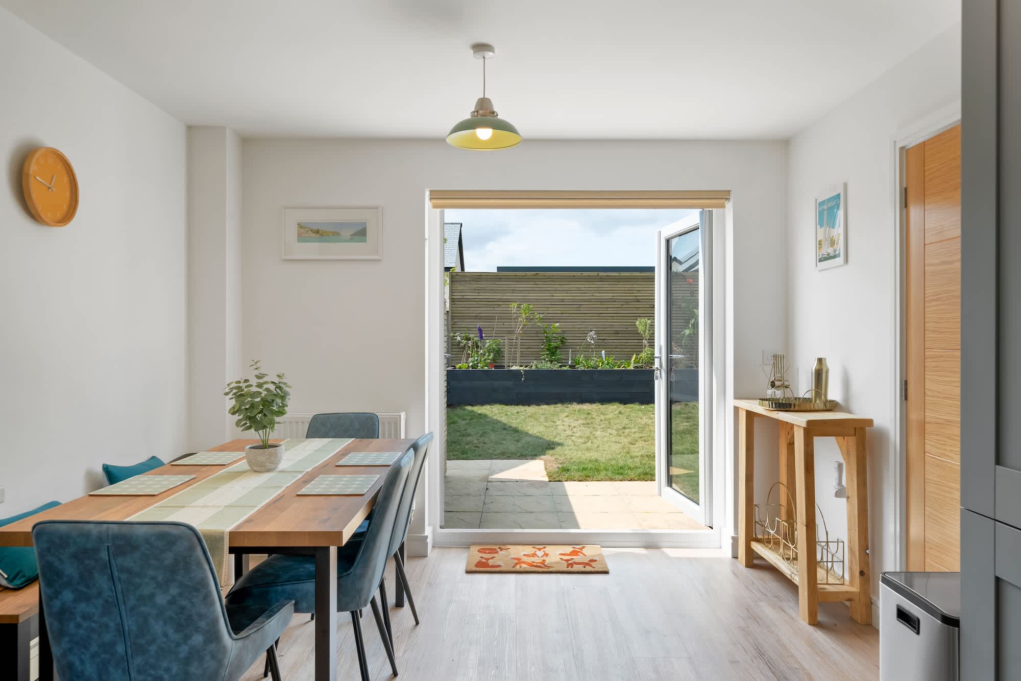Modern Home in Dartmouth, Private Parking & Garden — Devon, England — vacation rental