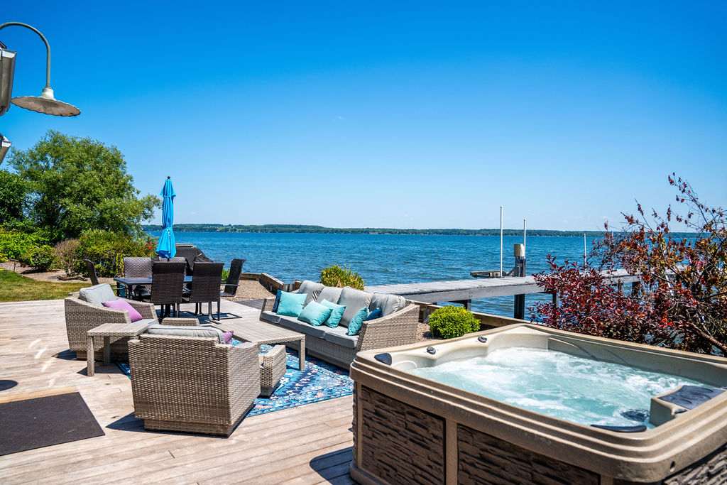 Lakefront Retreat w/ Hot Tub & Kayaks — Geneva, NY — vacation rental