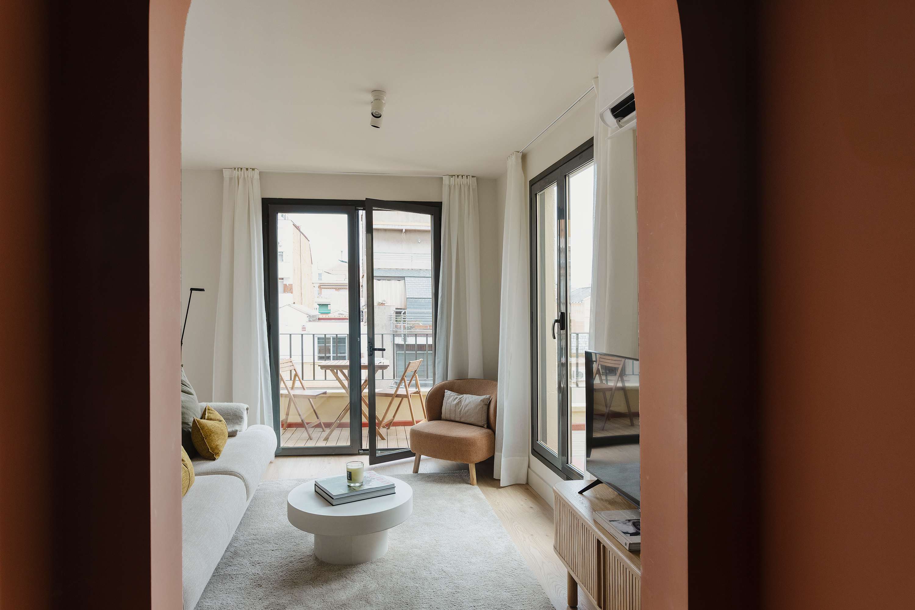 HOMU - Two Bedroom Apartment with Terrace — Barcelona, Catalonia — vacation rental