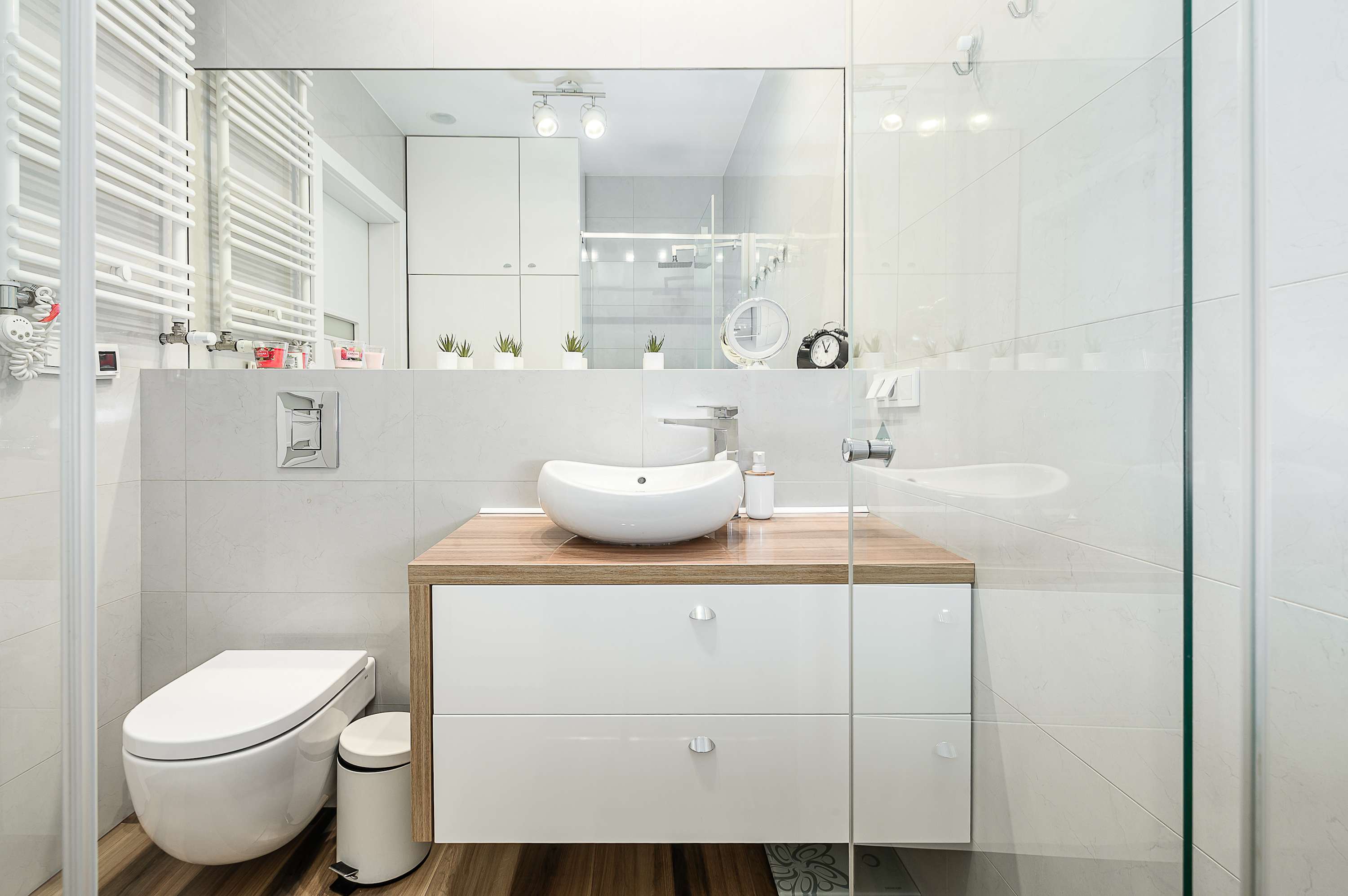 Lumina spacious apartments with parking in Warsaw