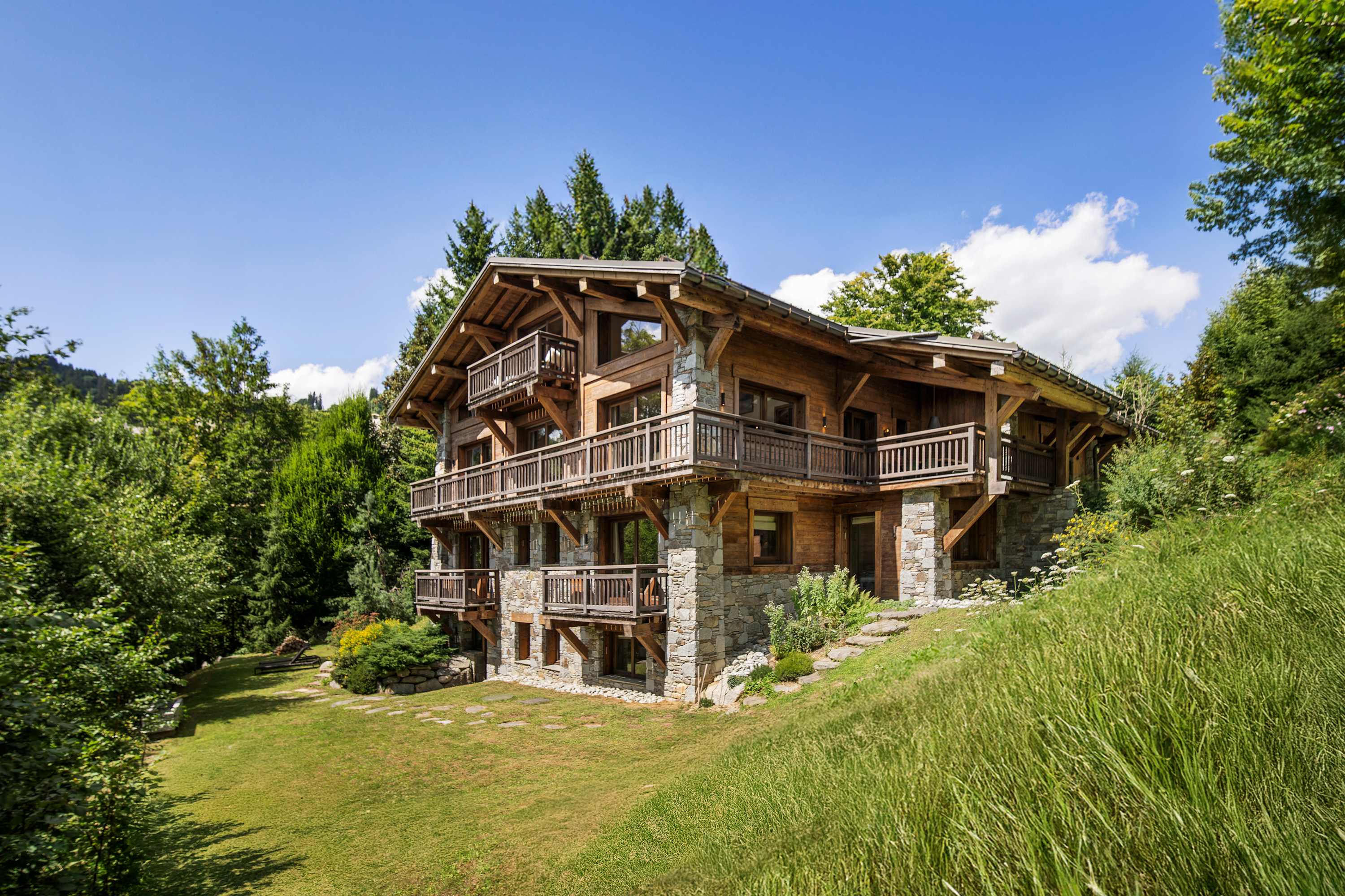 Luxury Chalet, Sauna, Cinema, Mont Blanc Views in Megeve — Megève, Auvergne-Rhône-Alpes — vacation rental