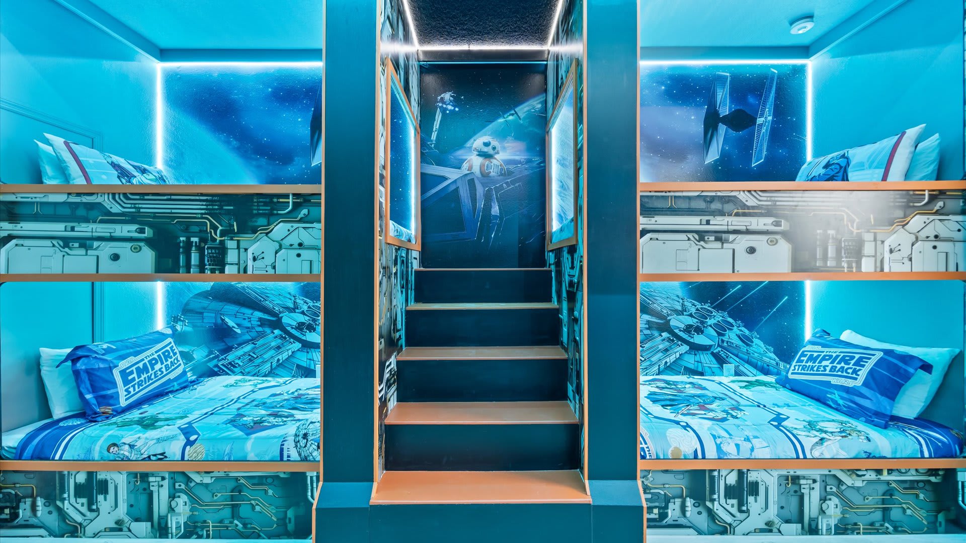 Star Wars arcade-themed bedroom