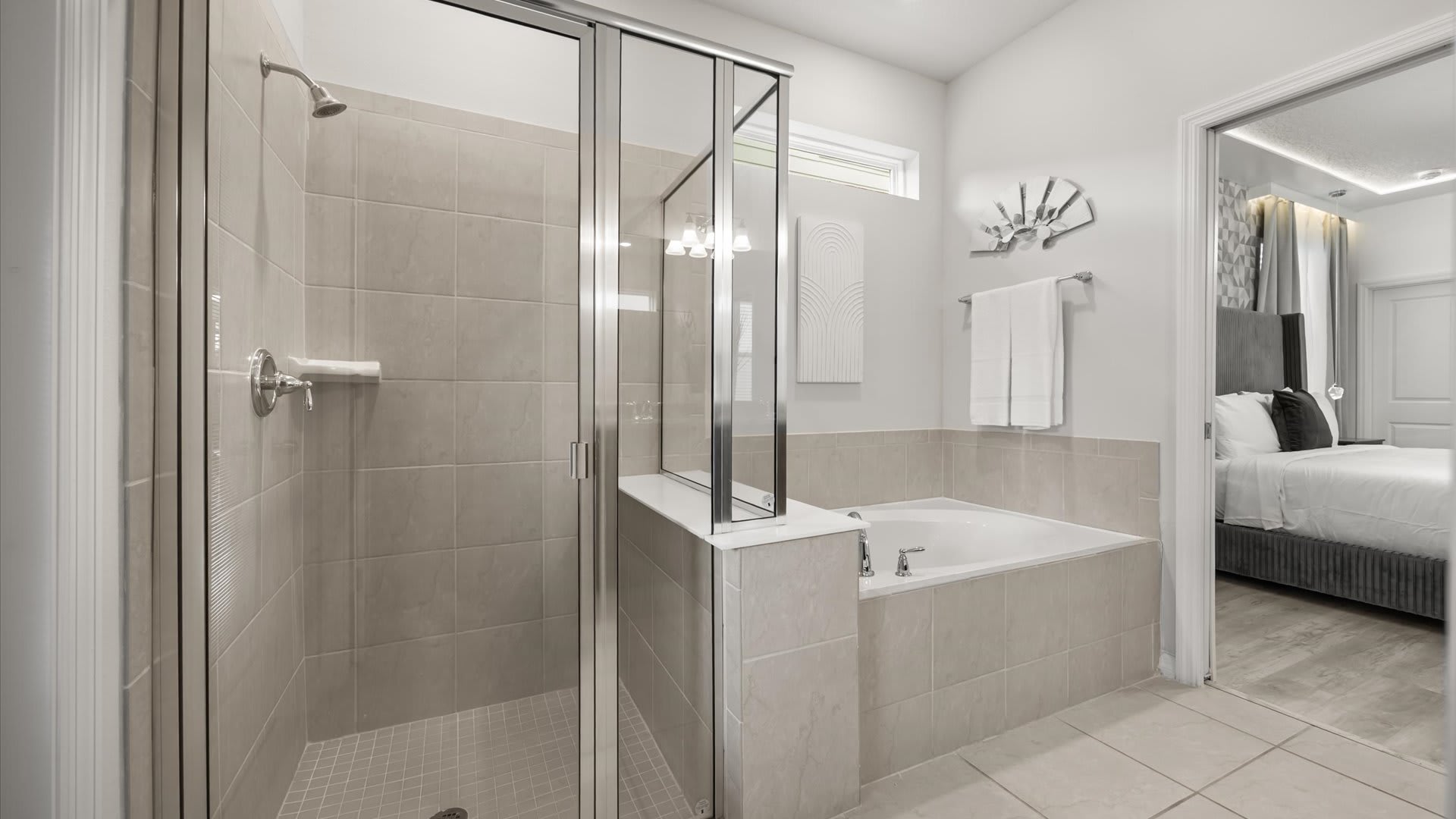 Exquisite 10BR Luxury Villa Pool Hot Tub Arcade | Photo 36