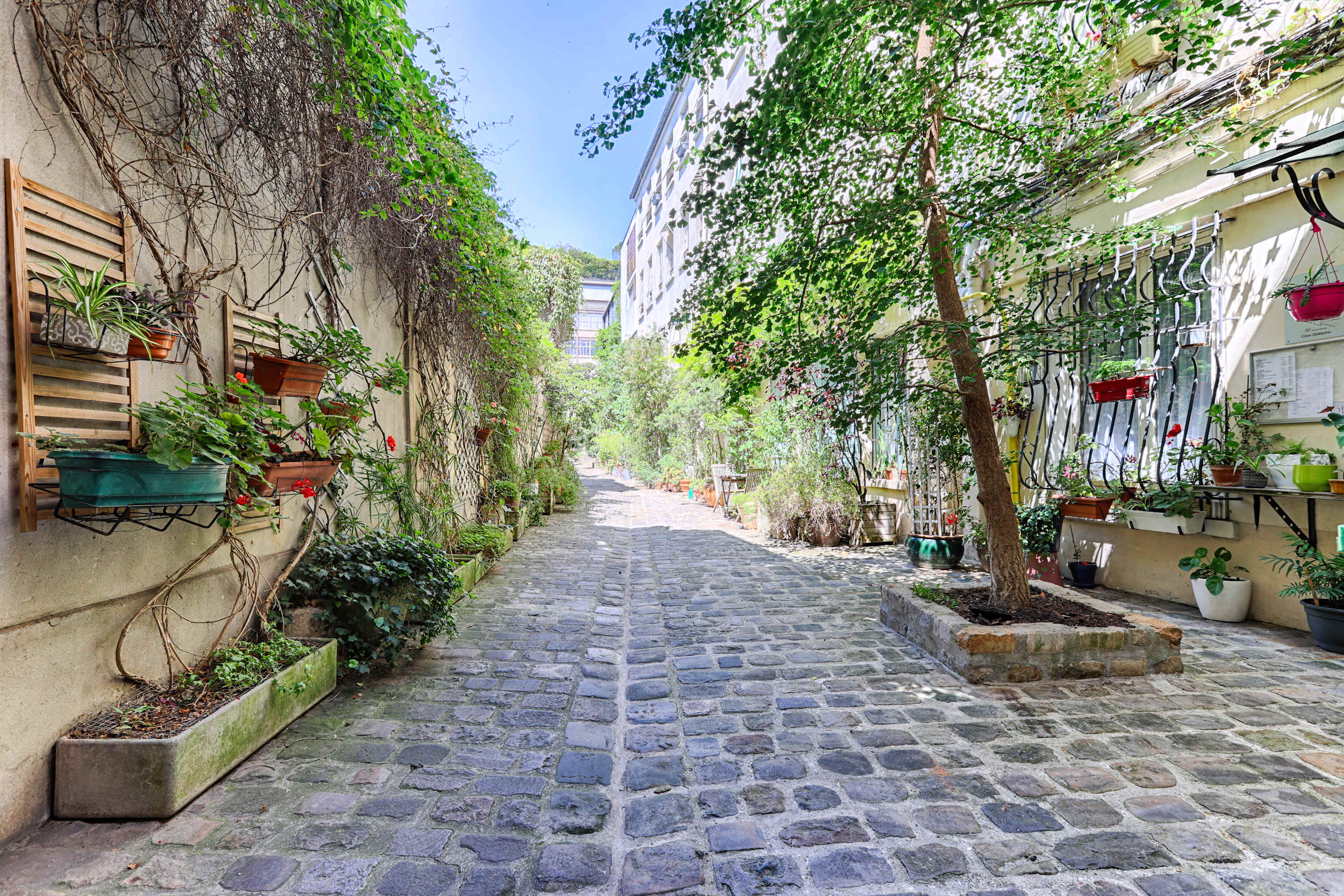Parisian Atypic Apartment close to place Bastille – photo 15