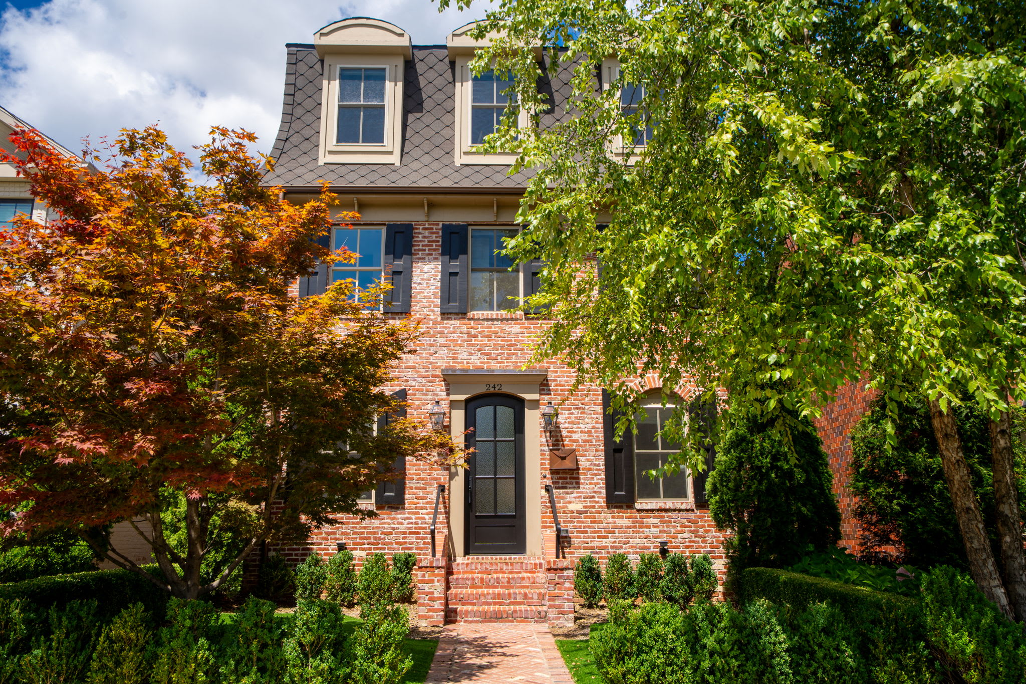 Bricklight Manor, Just off Bentonville Square