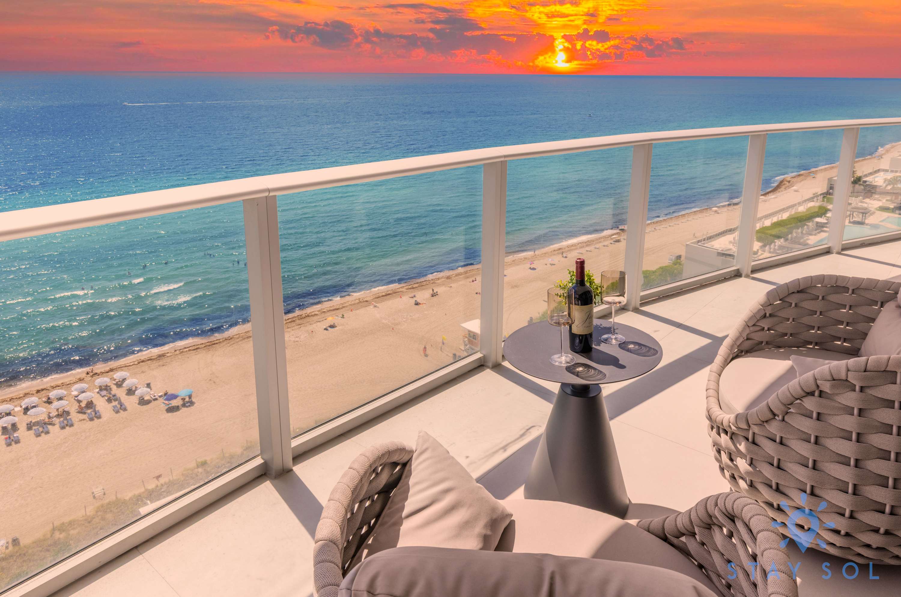 Oceanfront Hollywood Apartment w/ Balcony & Pool — Hollywood, FL — vacation rental