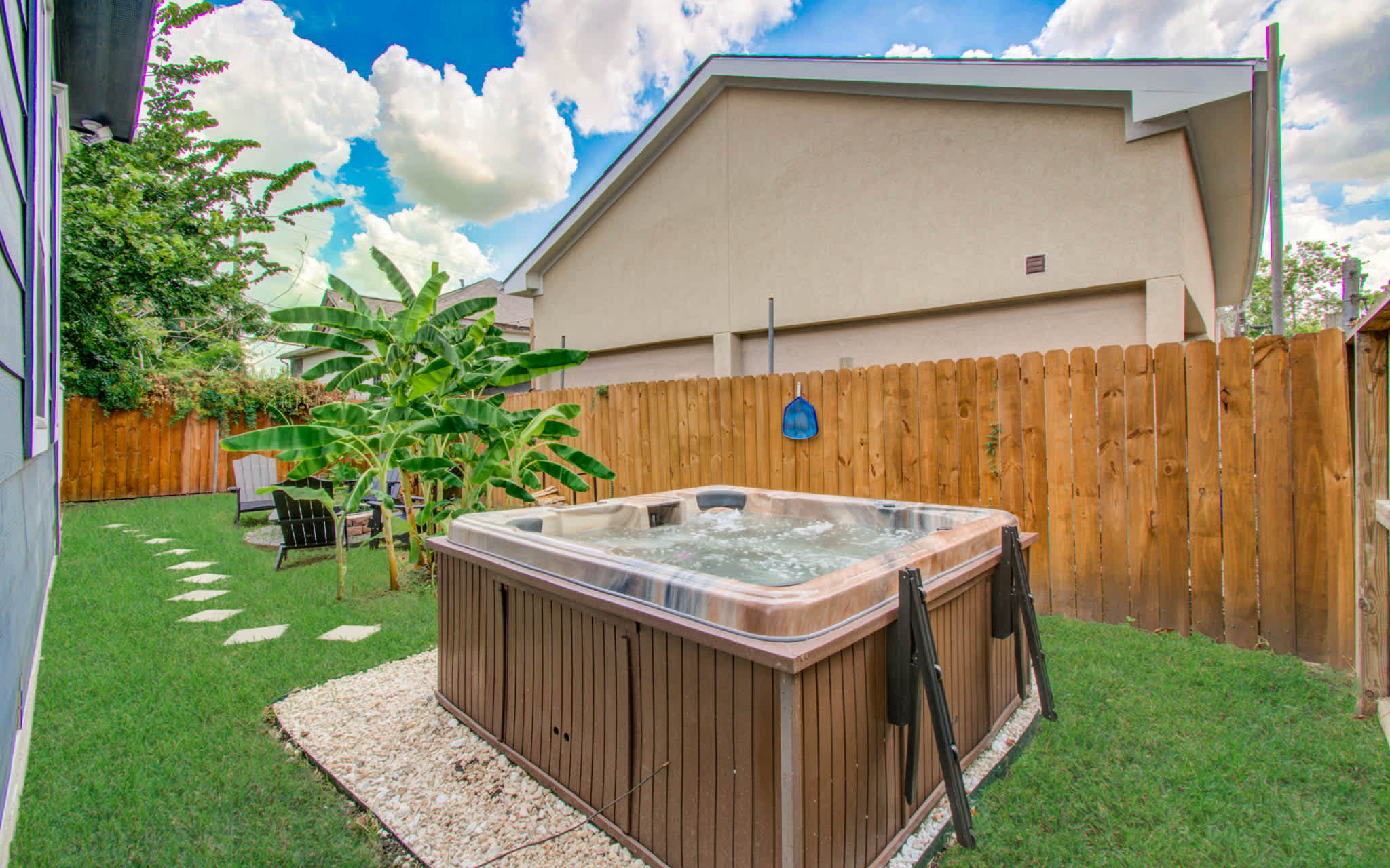 3BD Historic Charm x Modern Amenities w Hot Tub — Houston, TX — vacation rental