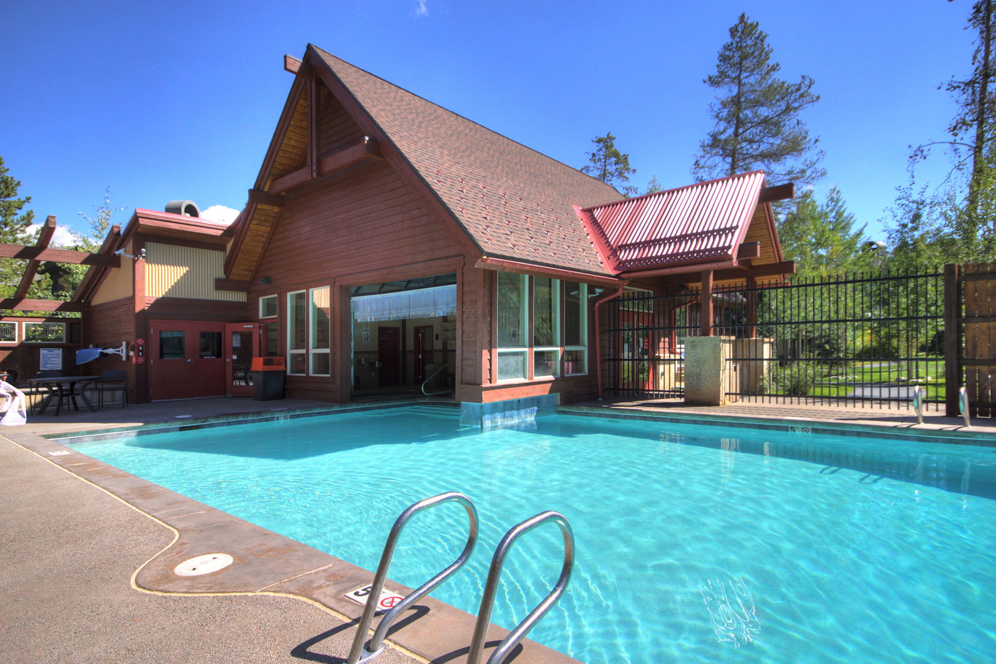 Community indoor/outdoor pool and indoor hot tub