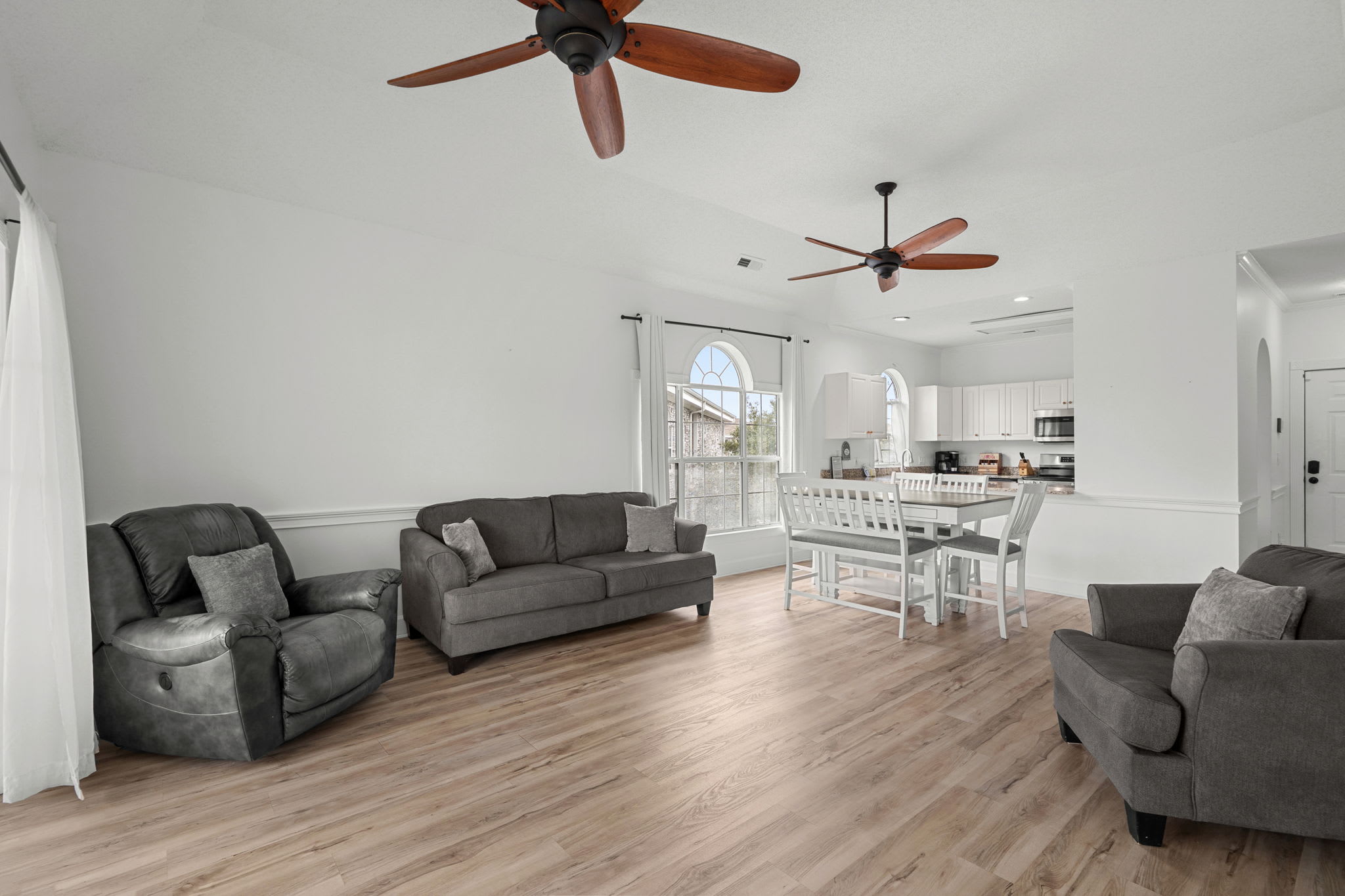 Myrtlewood Unit 304 | Photo 8