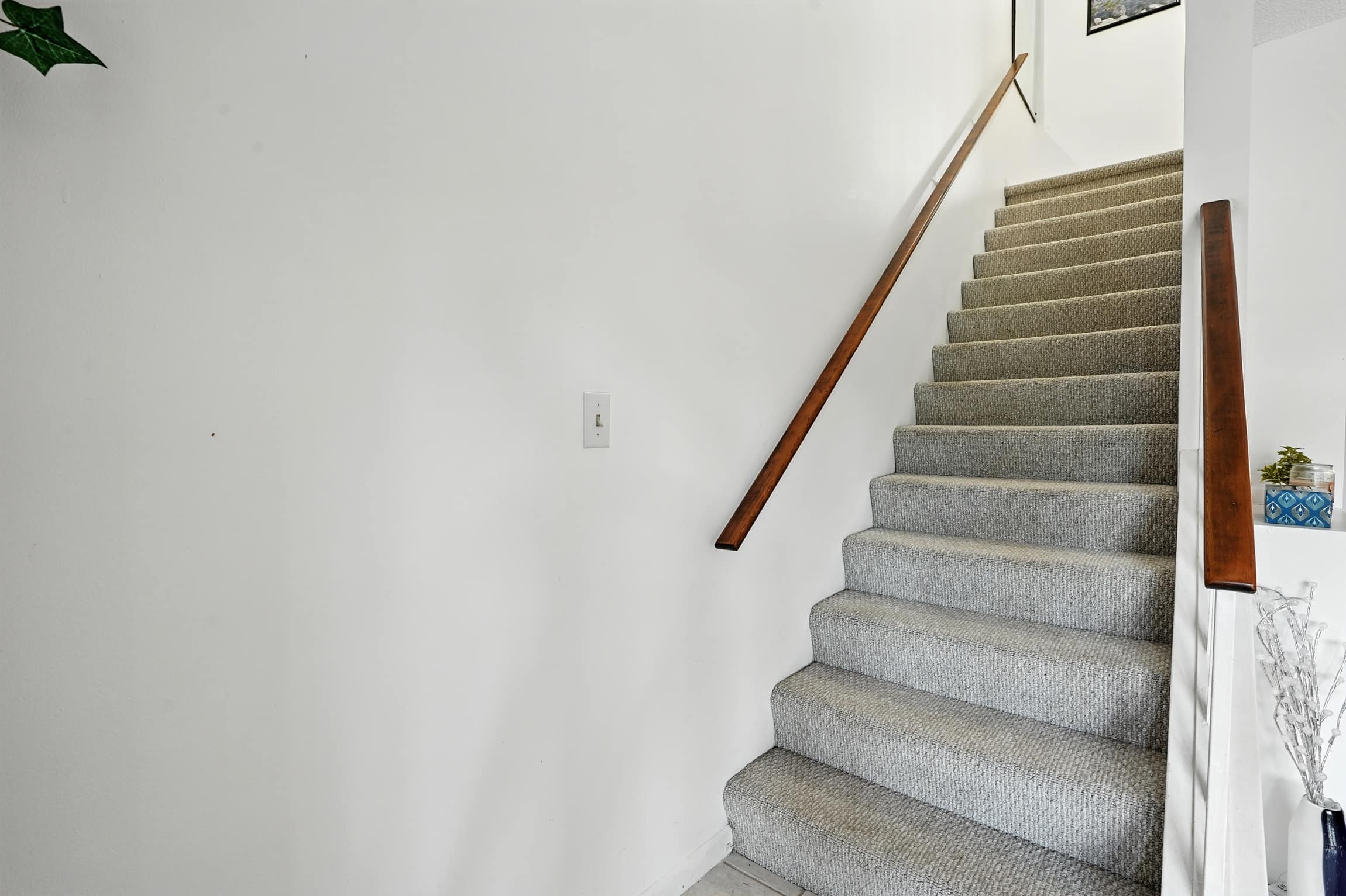 Naples Retreat Walk to Pool and More 19