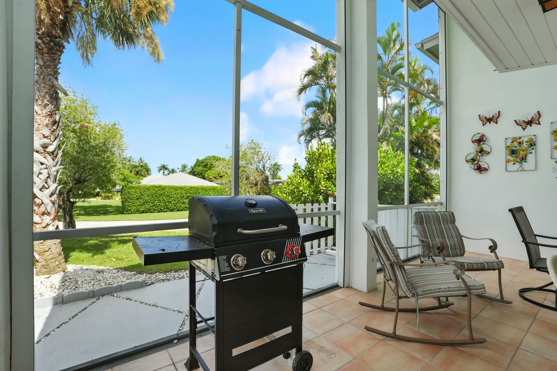 Naples Retreat Walk to Pool and More 30