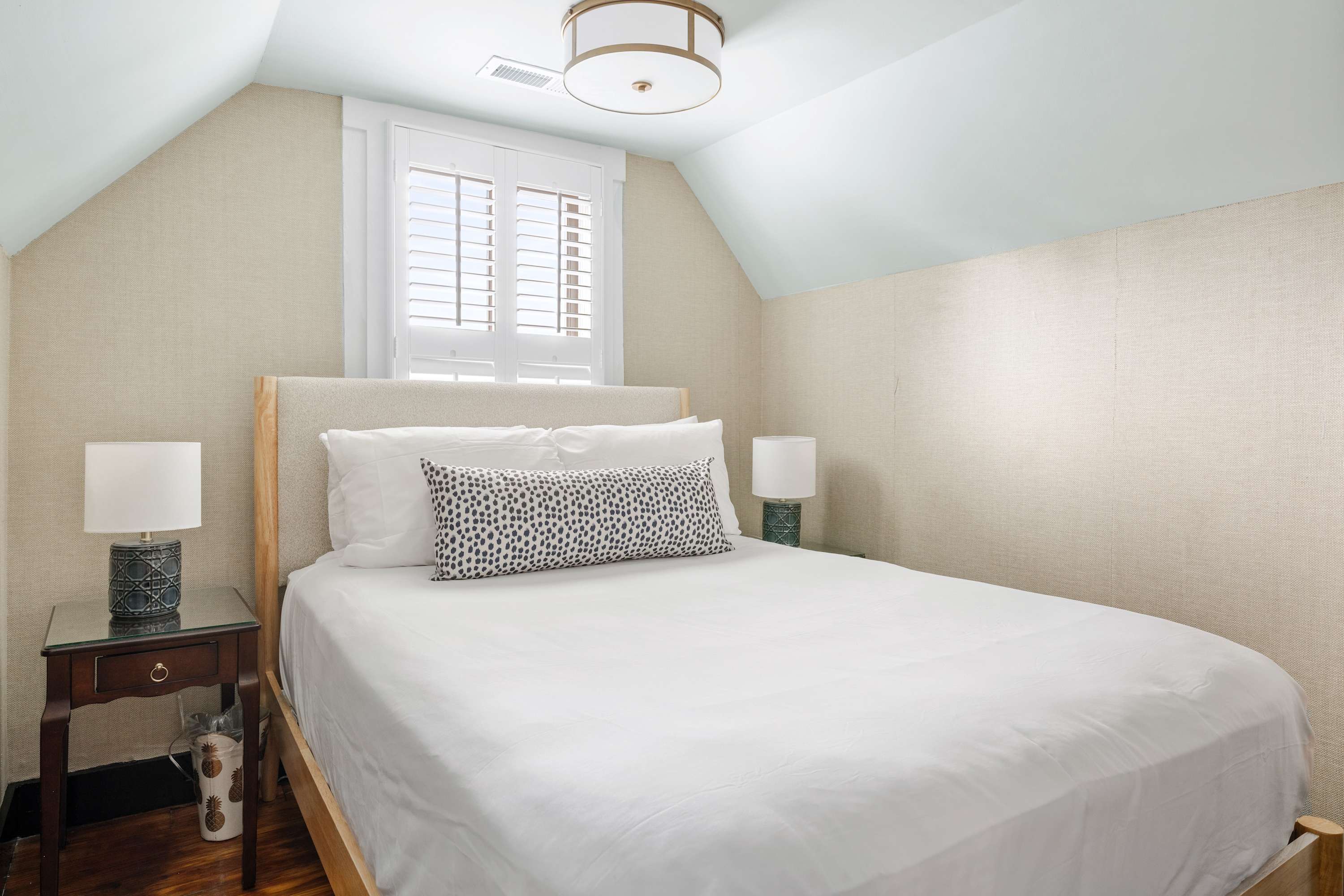 Bedroom #5: Full Bed