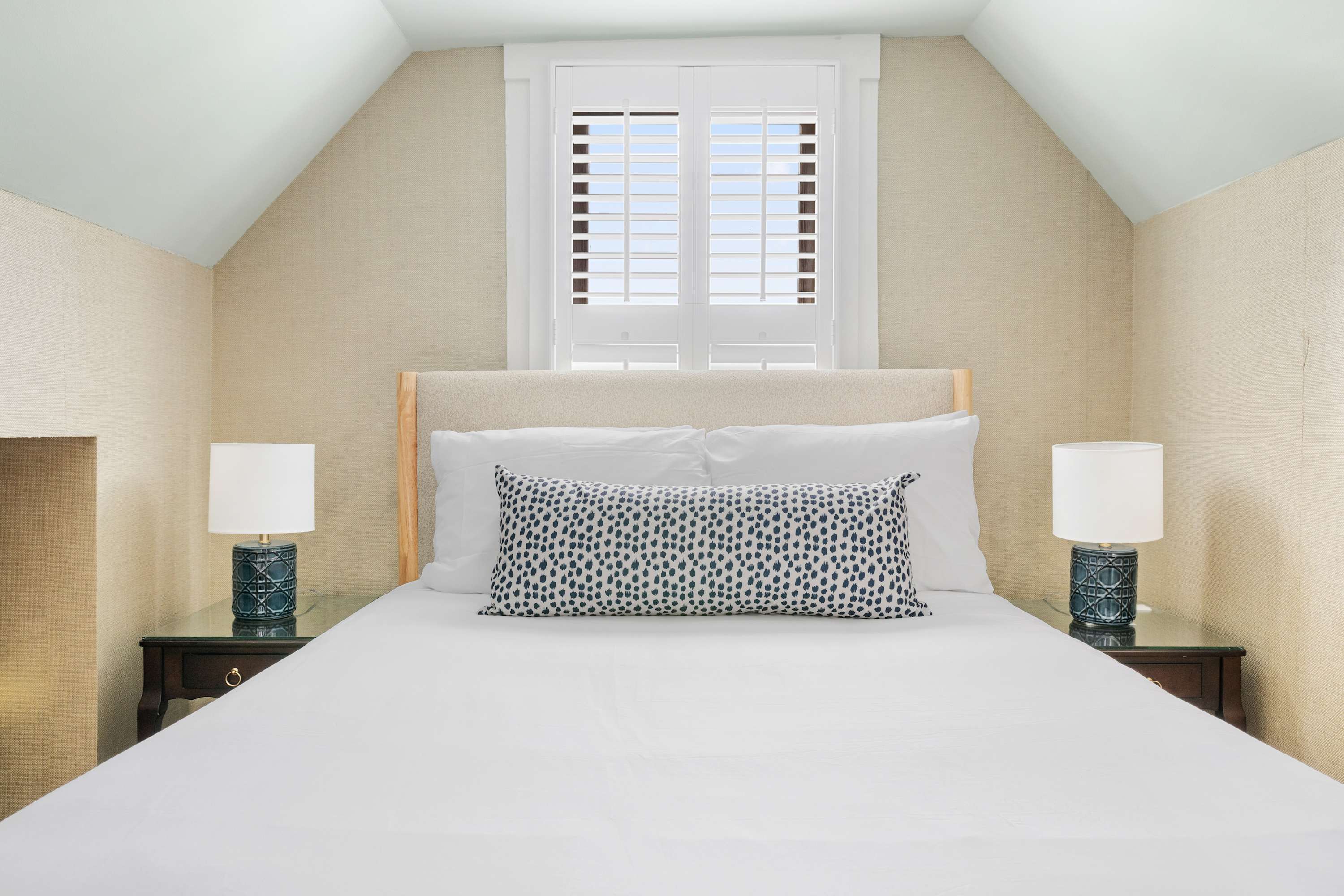 Bedroom #5: Full Bed
