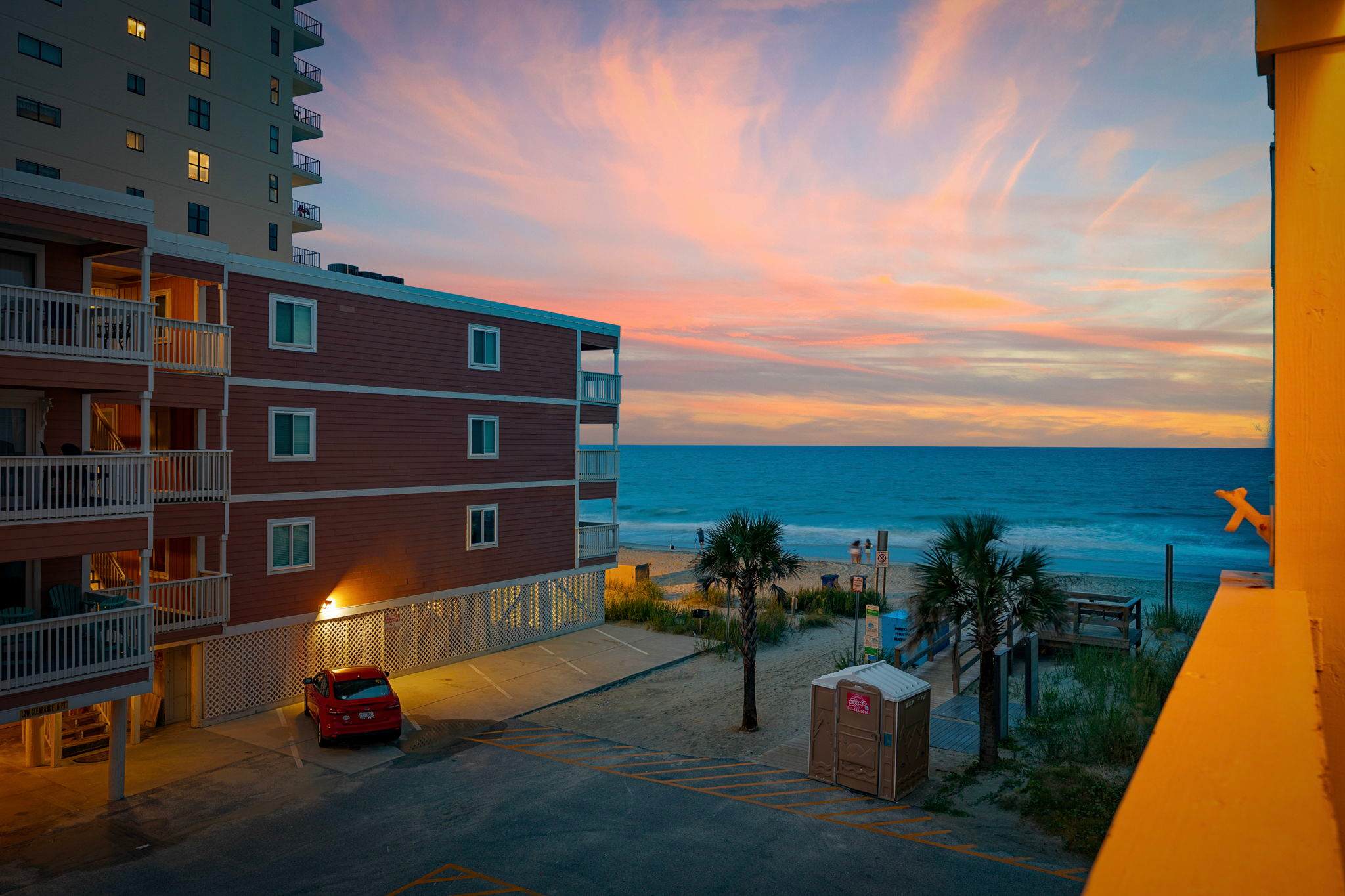 Shore Thing Luxe Condo w/Pool&View(By Beach Star) 3