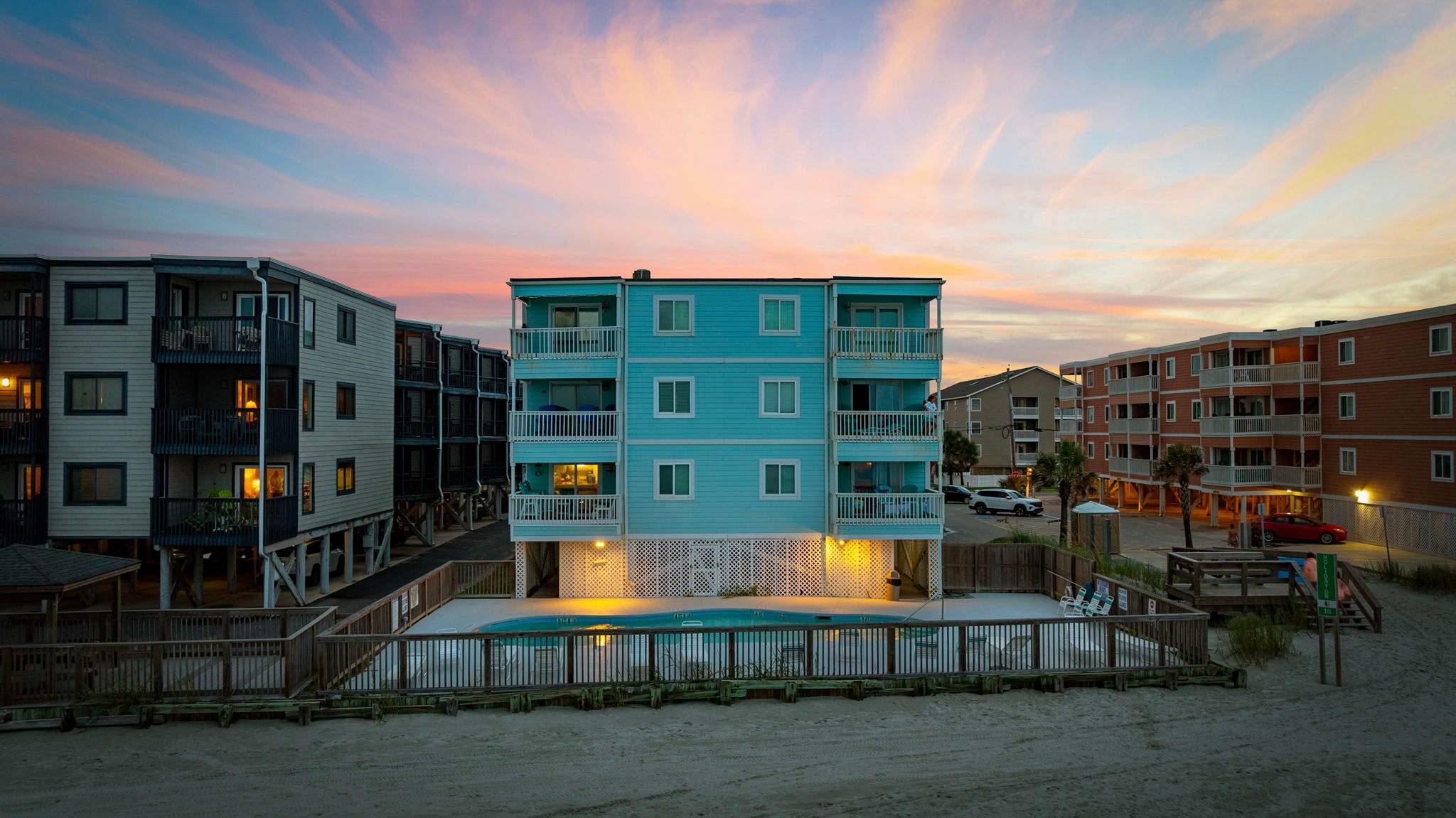 Shore Thing Luxe Condo w/Pool&View(By Beach Star)
