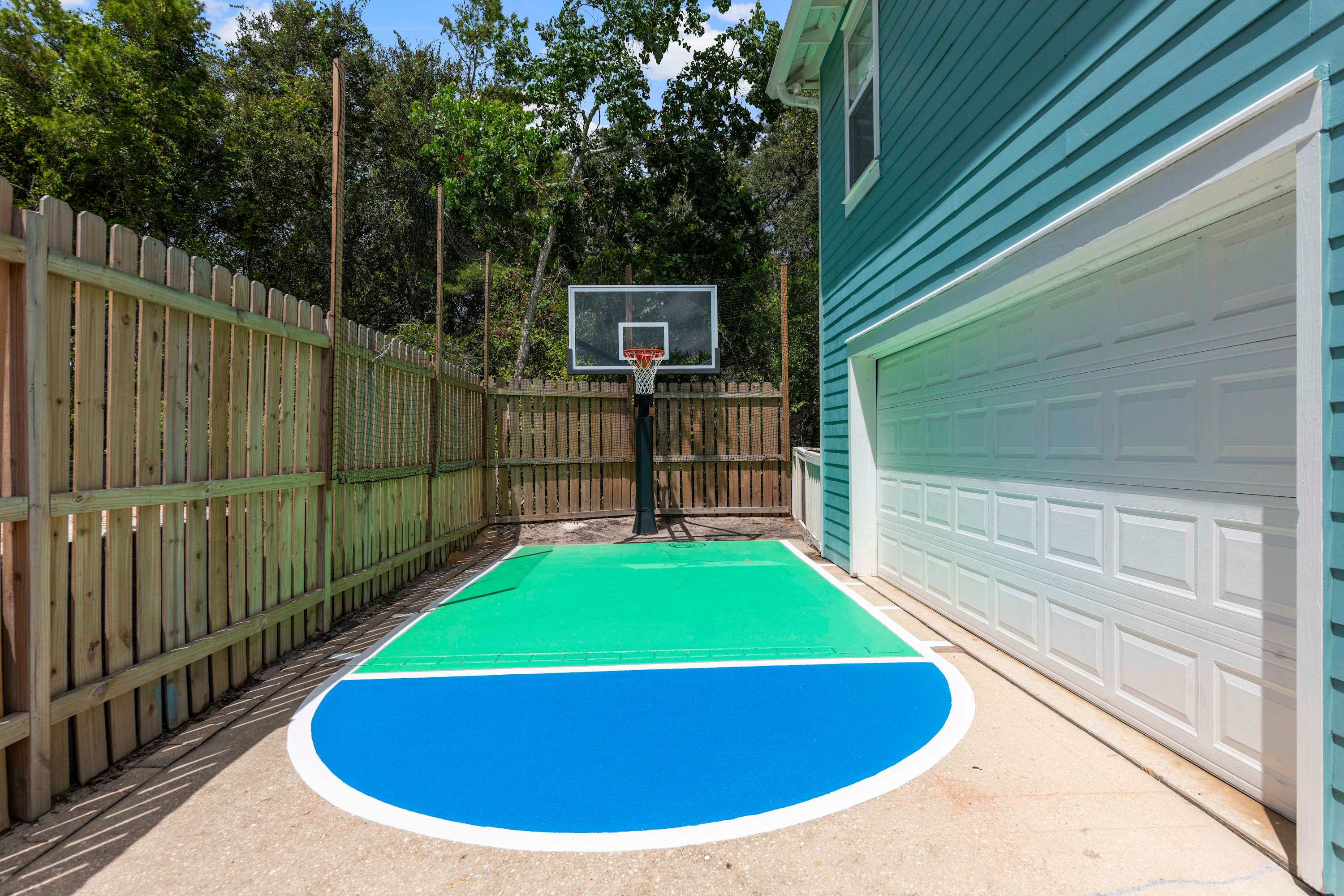 Large Heated Pool, Walk to Beach | Koko Palms